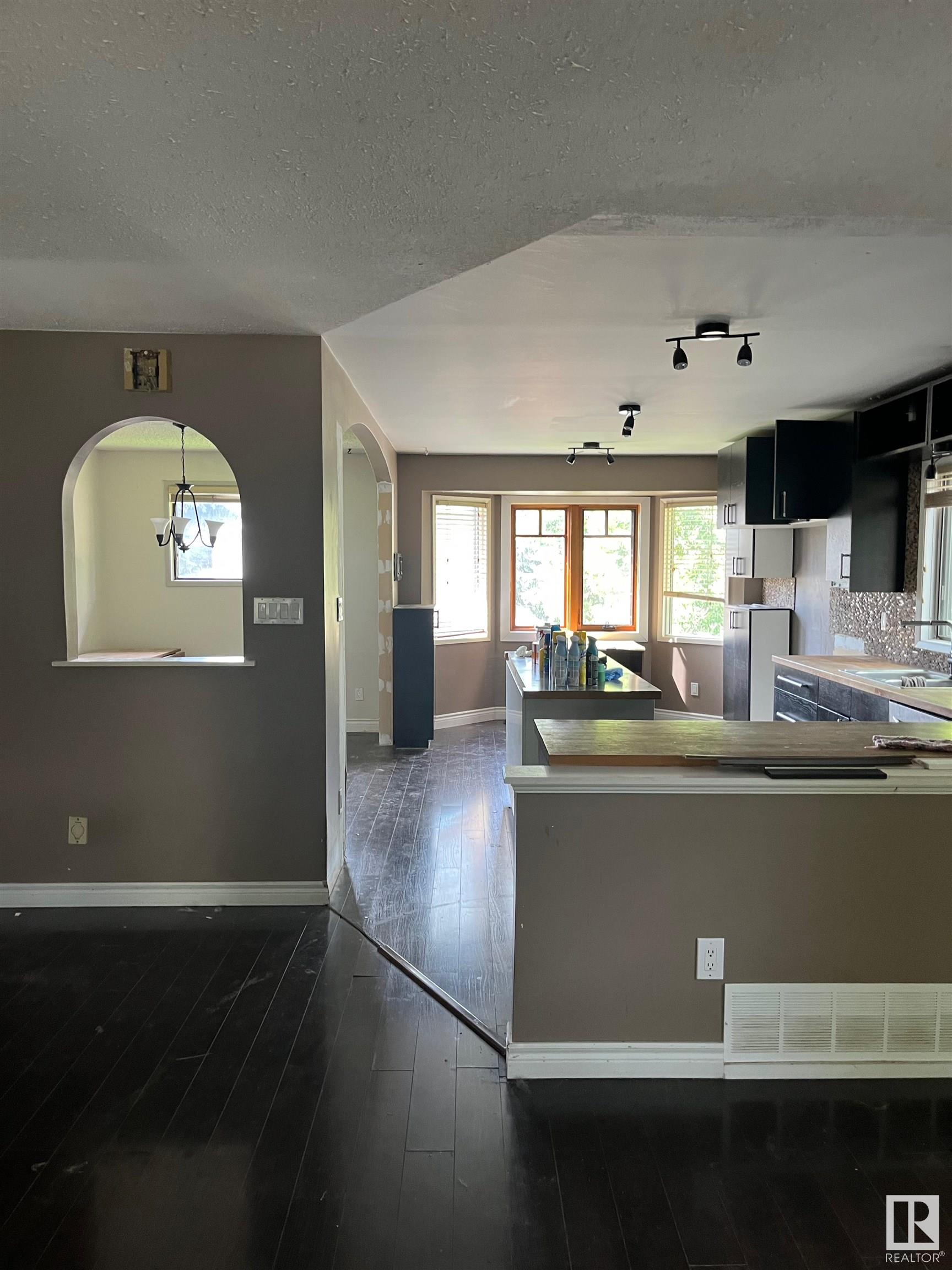 Listing E4354764 - Large Photo # 5