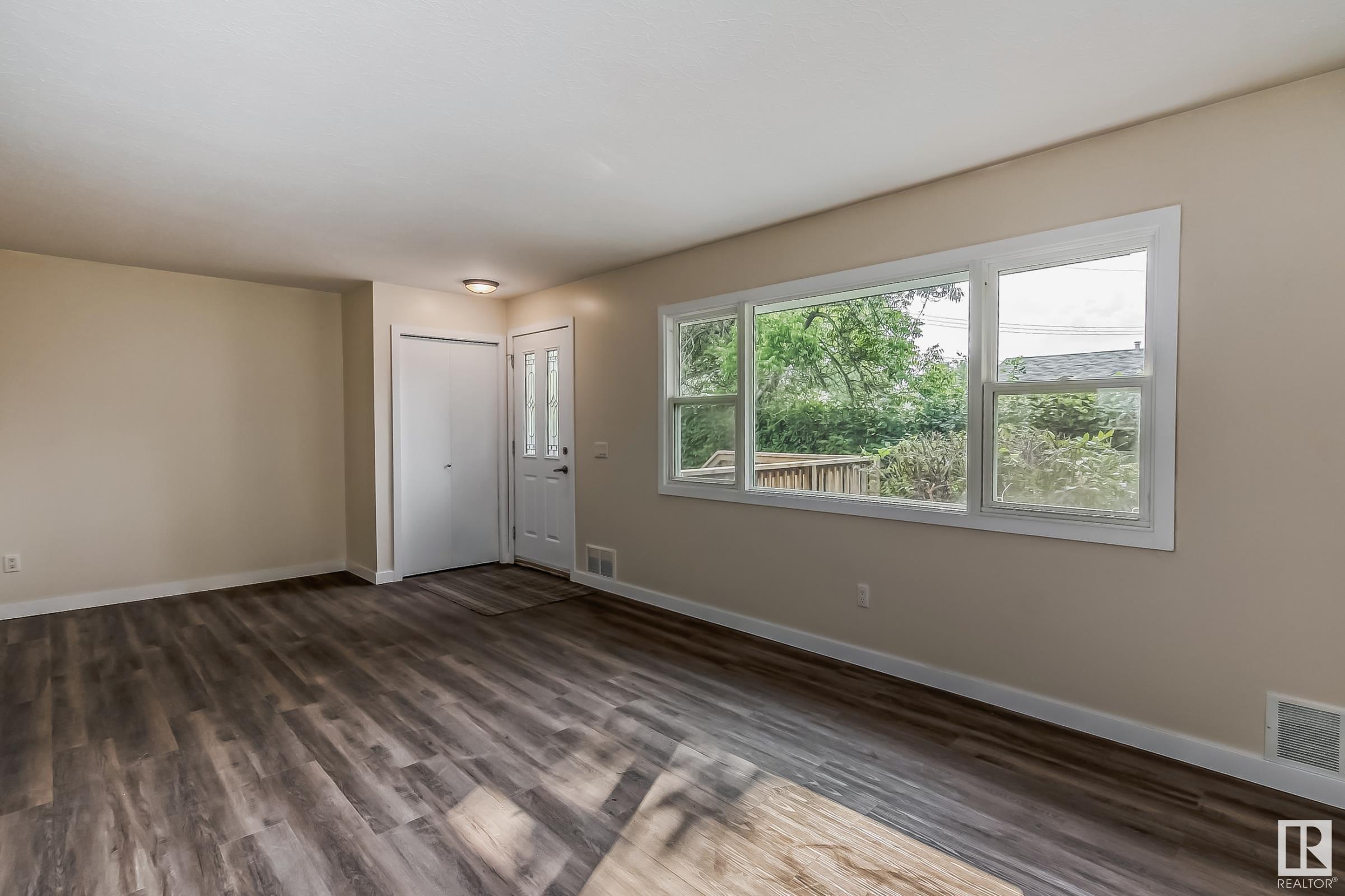 Listing E4354990 - Large Photo # 6