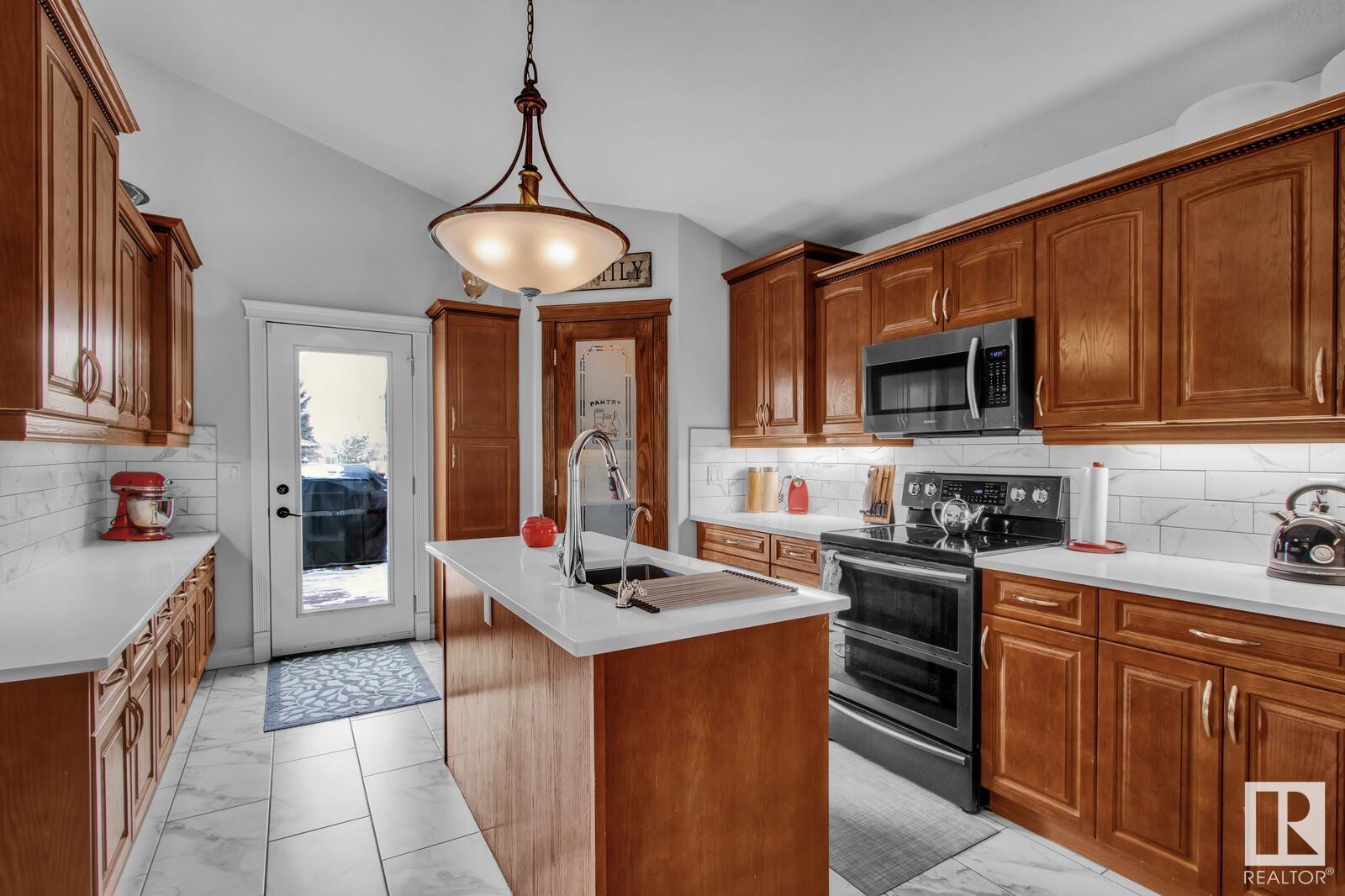214 BRIDGEVIEW Drive