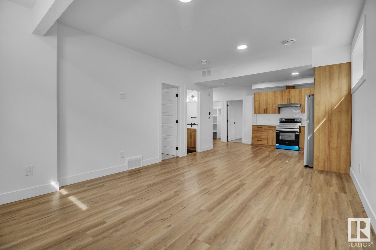 6047 CRAWFORD Drive