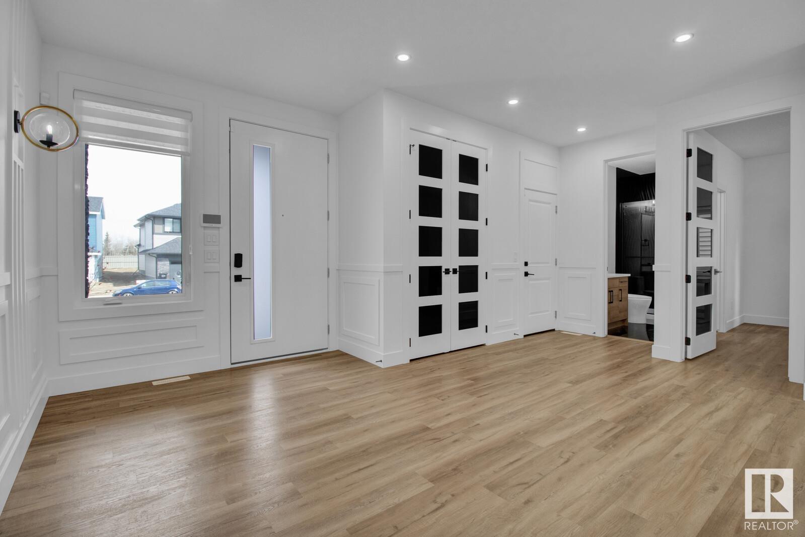 6047 CRAWFORD Drive