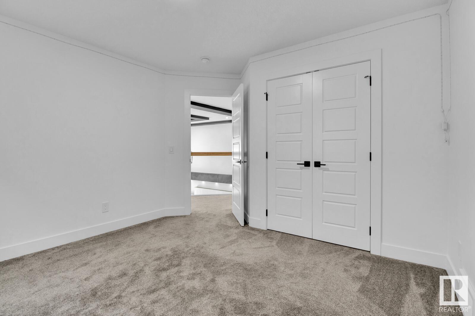 6047 CRAWFORD Drive