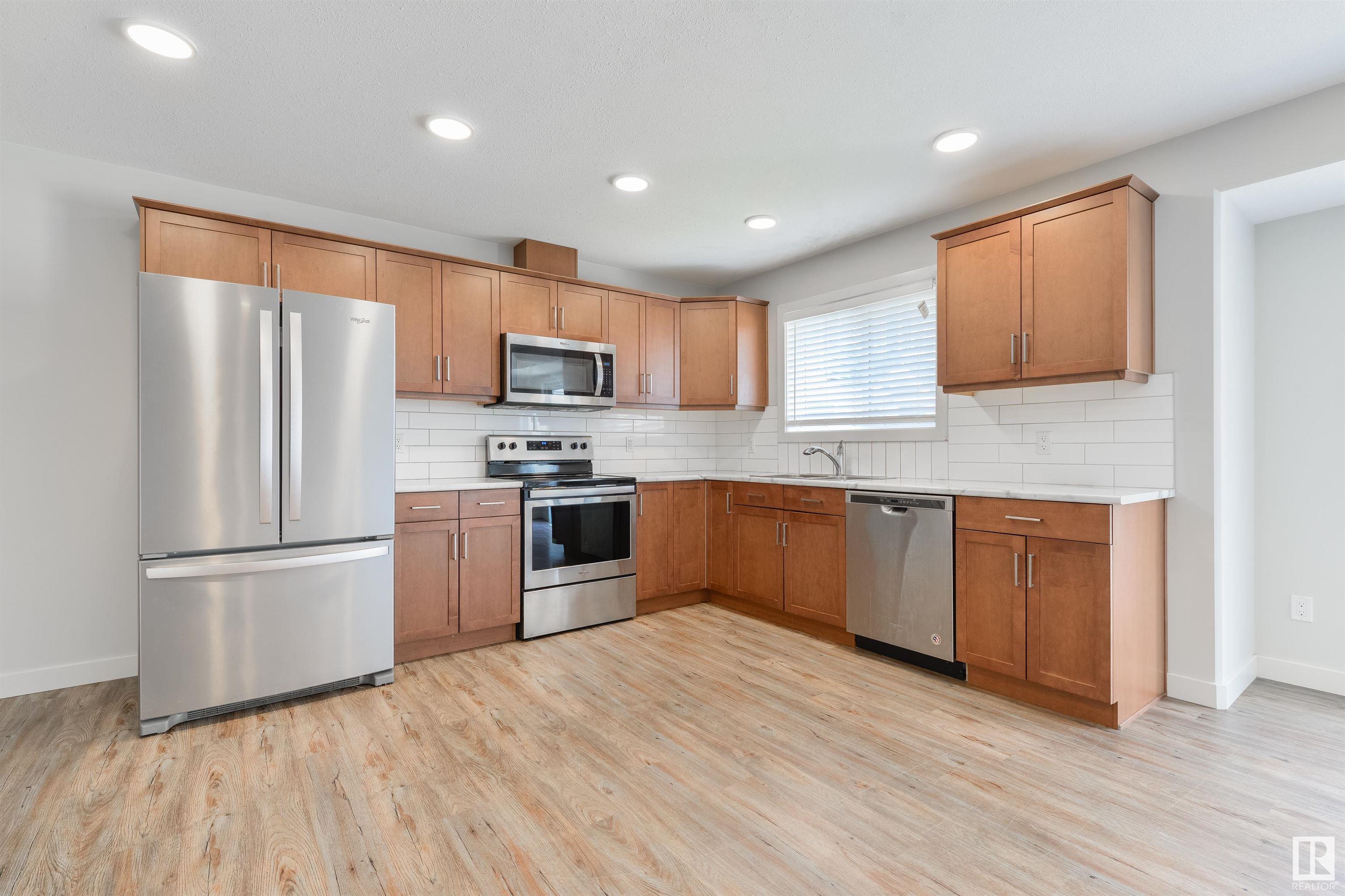 103 300 AWENTIA Drive