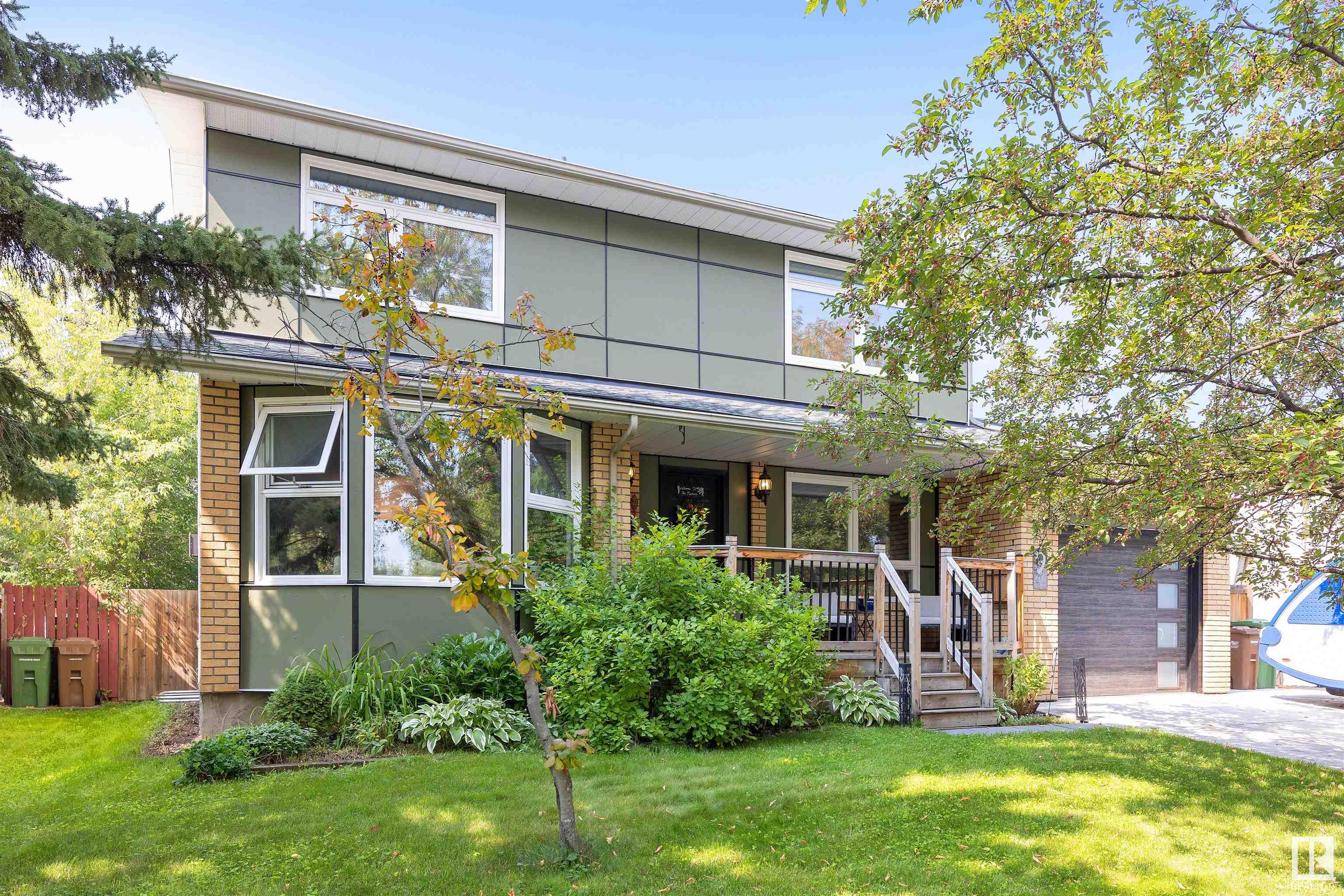 9 AMBER Crescent