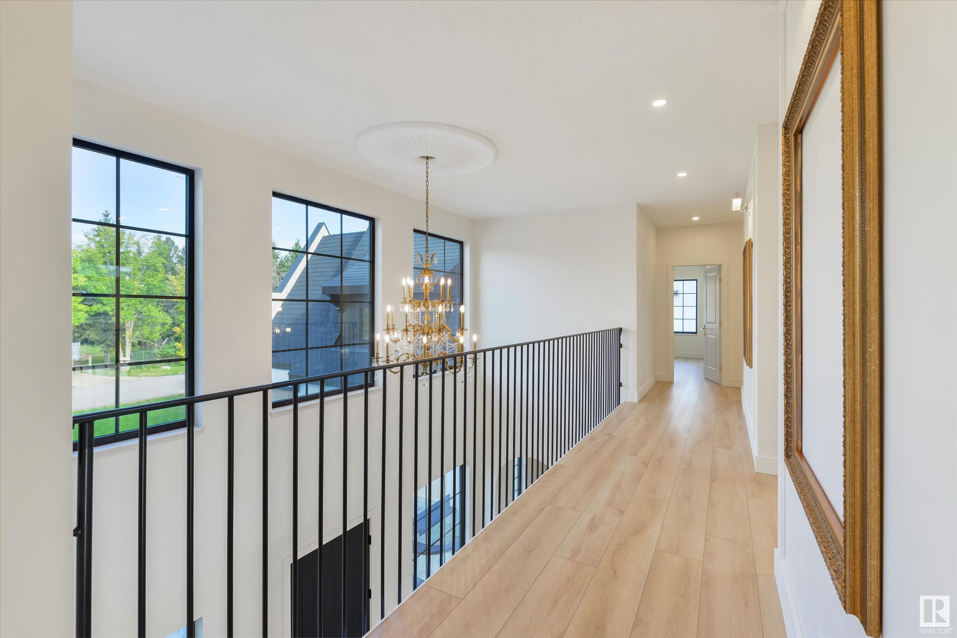 183 WINDERMERE Drive