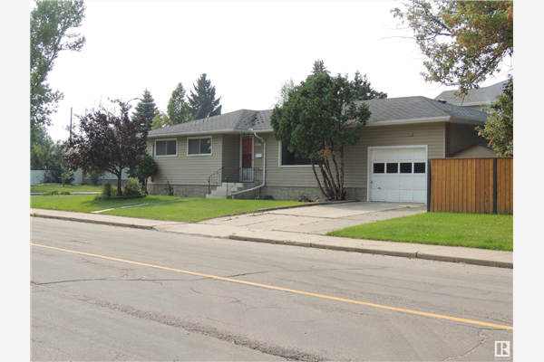 3704 112A Street, Edmonton