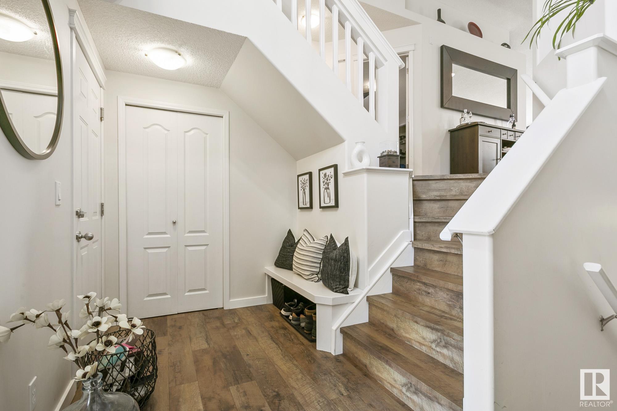 49 CARLYLE Crescent