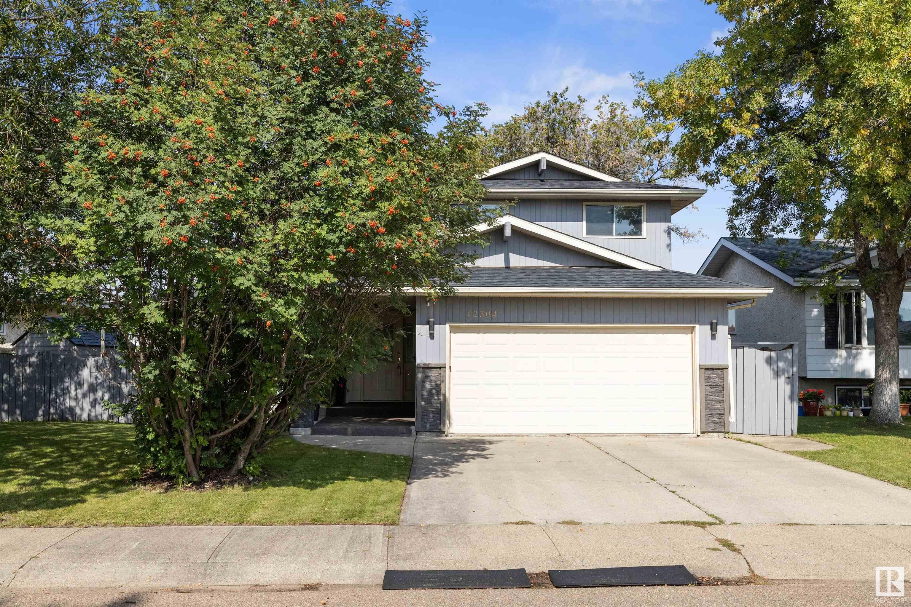 12304 151 Avenue