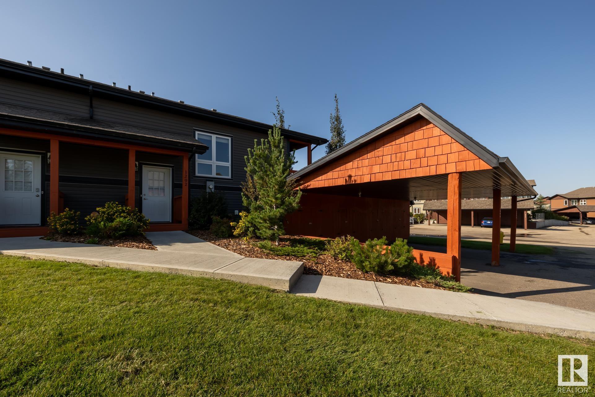 1202 GRAYBRIAR Green