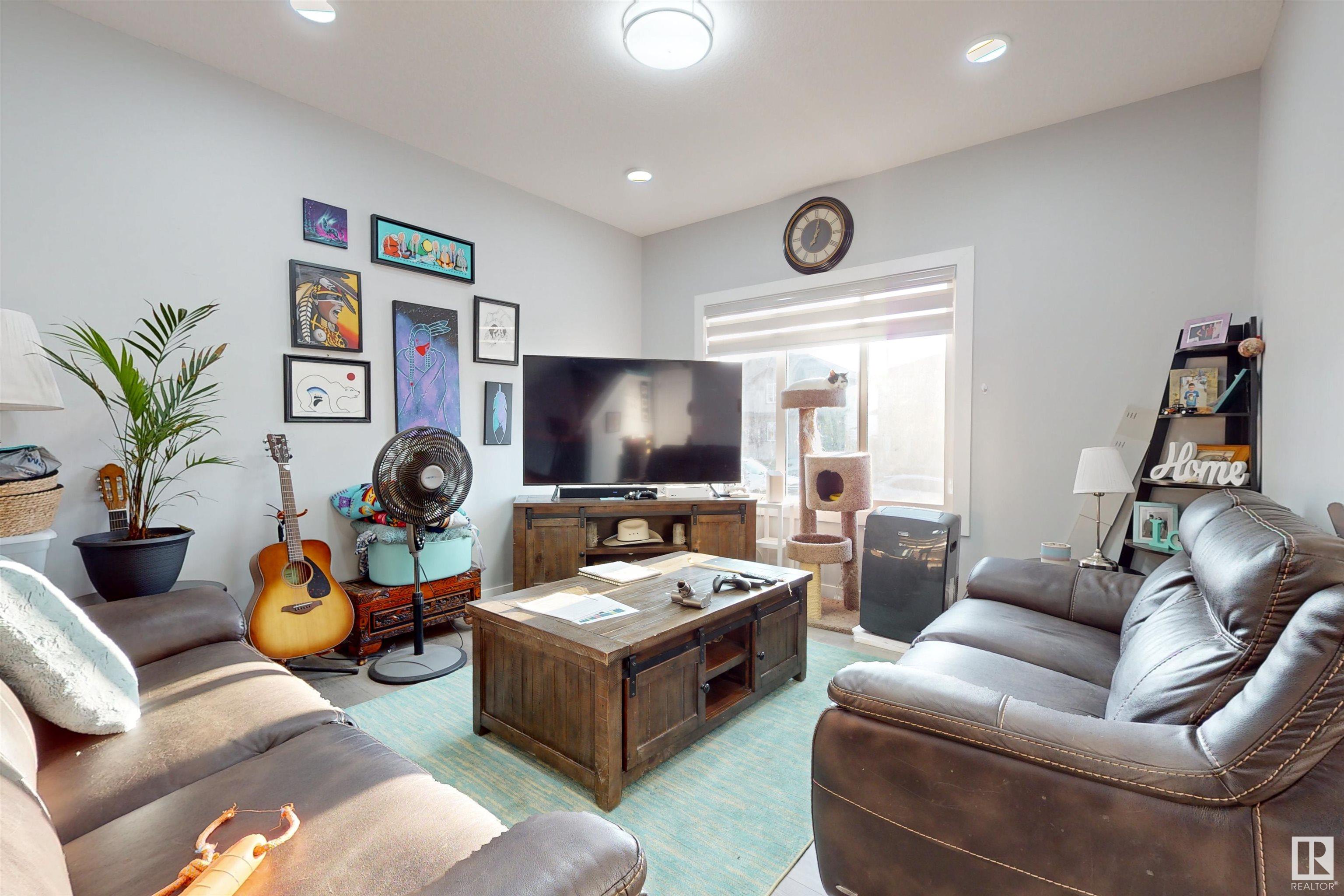 2159 MAPLE Road NW