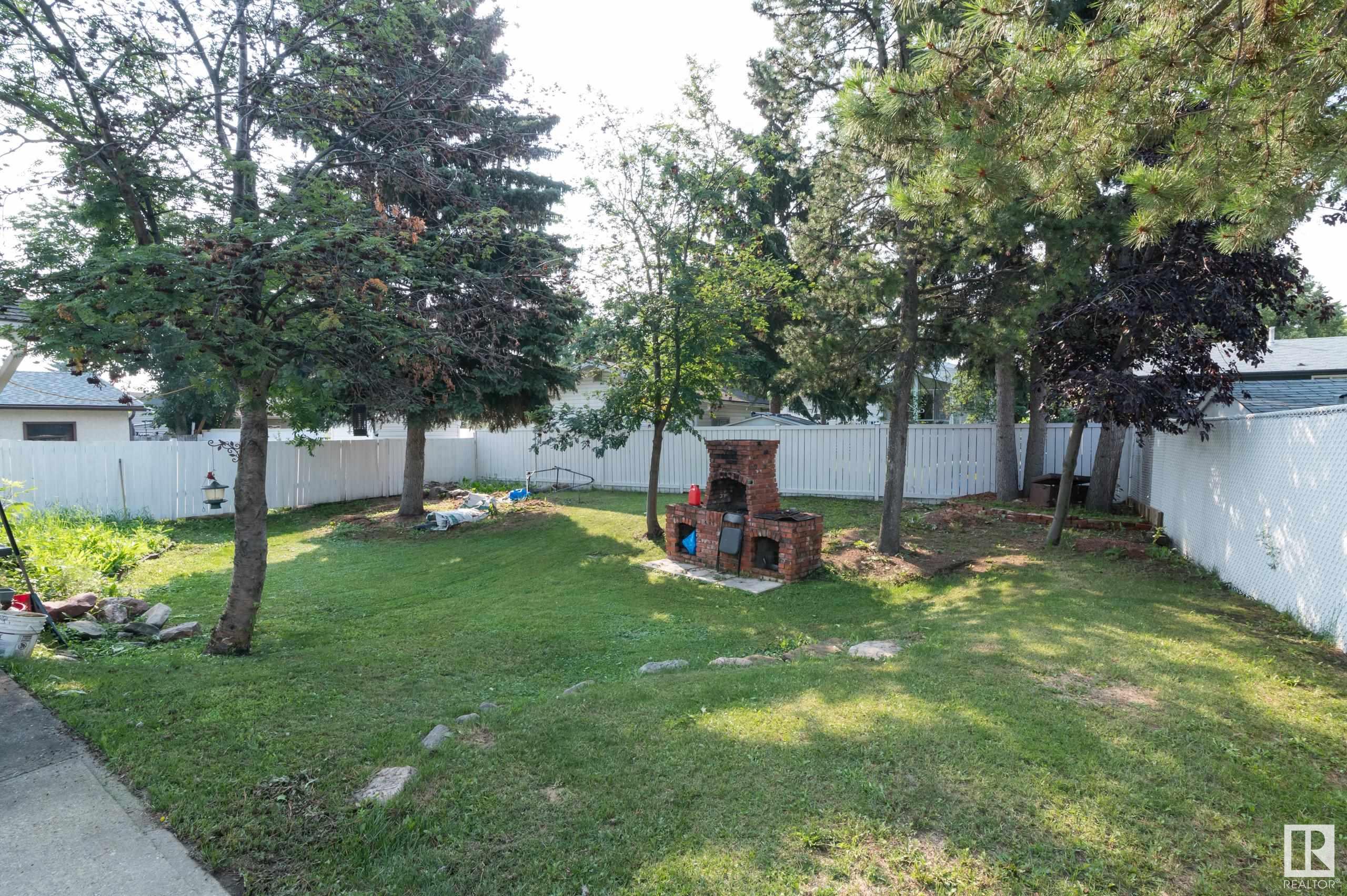 526 ALDER Avenue