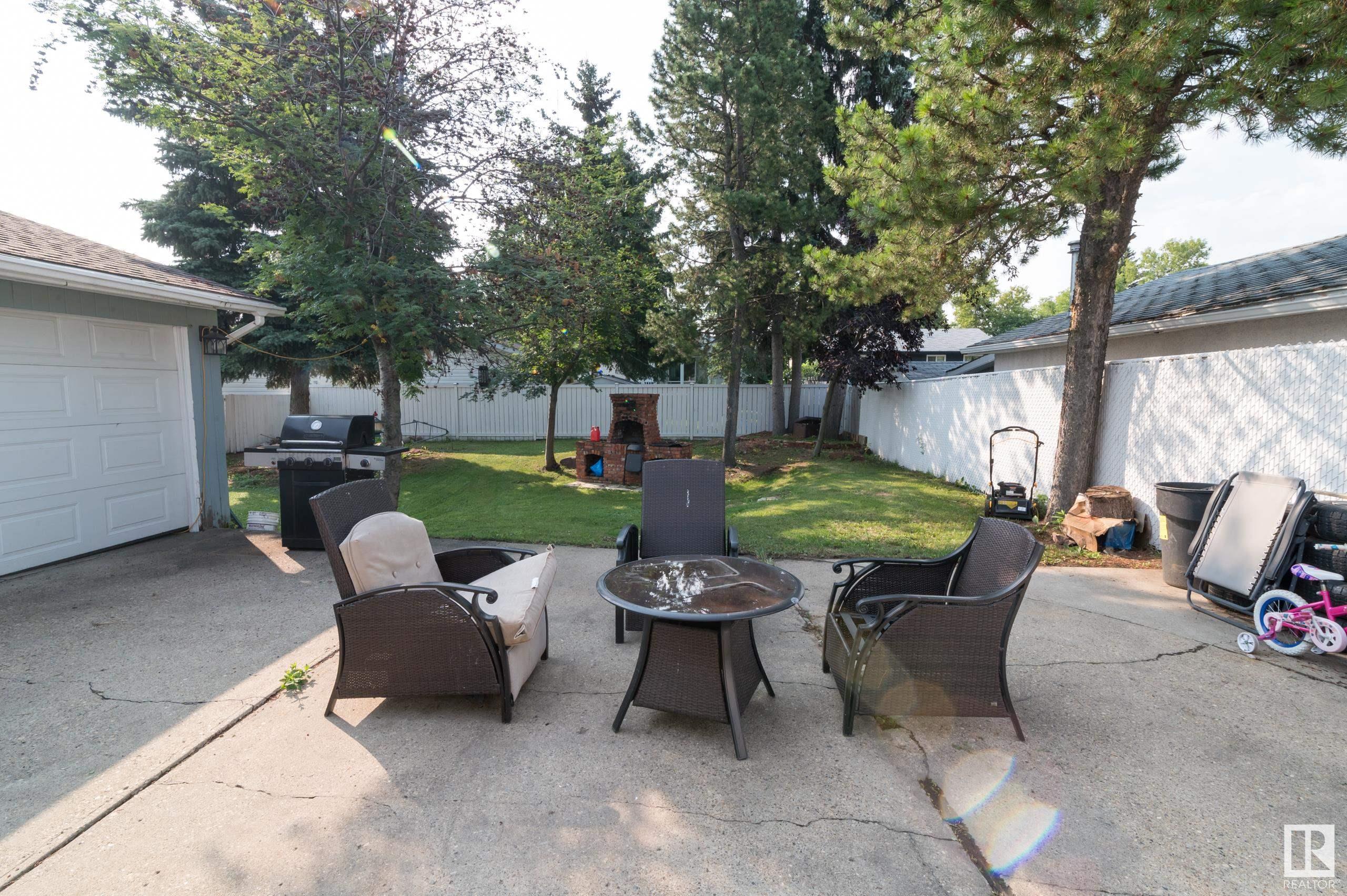 526 ALDER Avenue