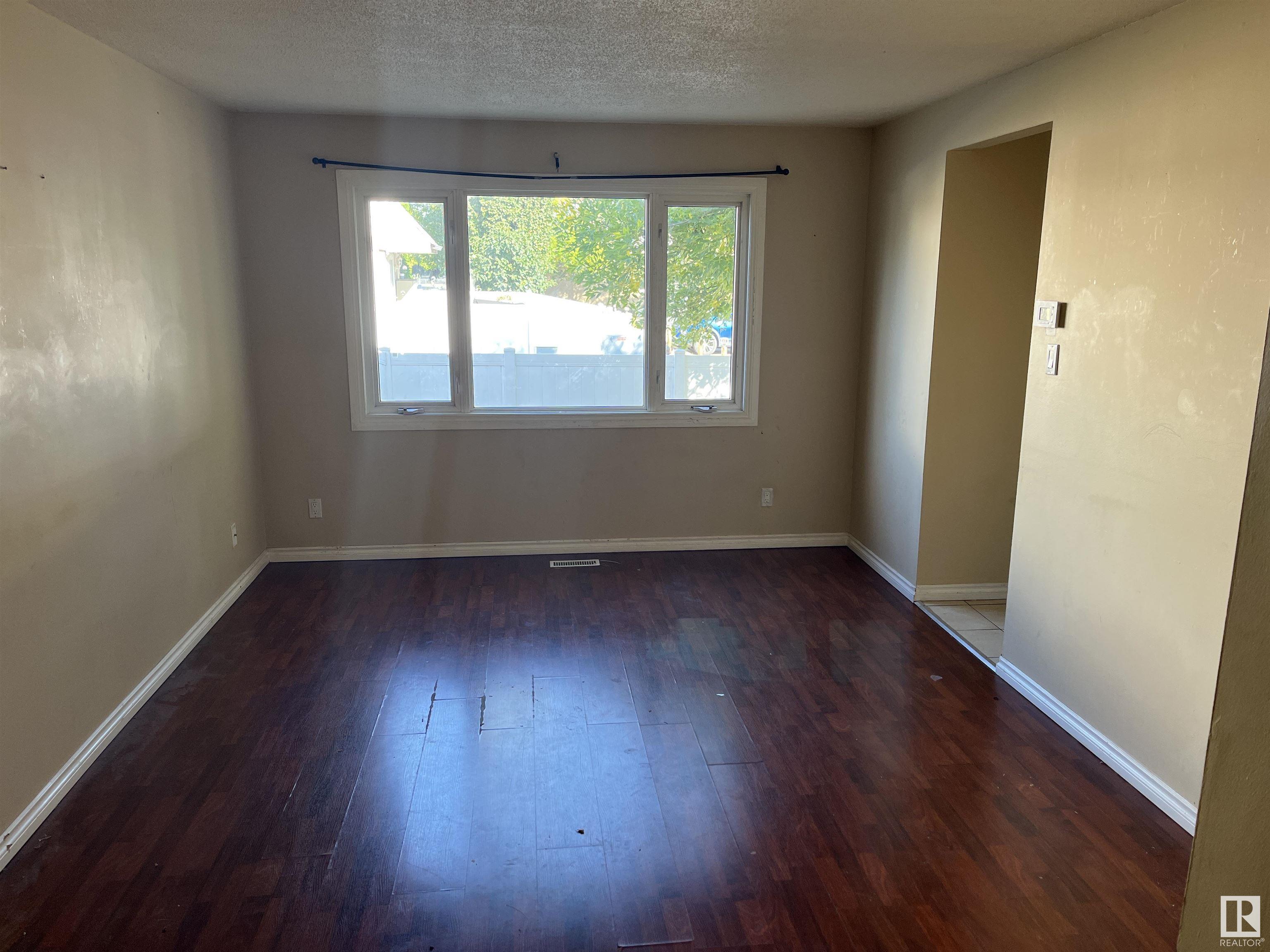 4C TWIN Terrace