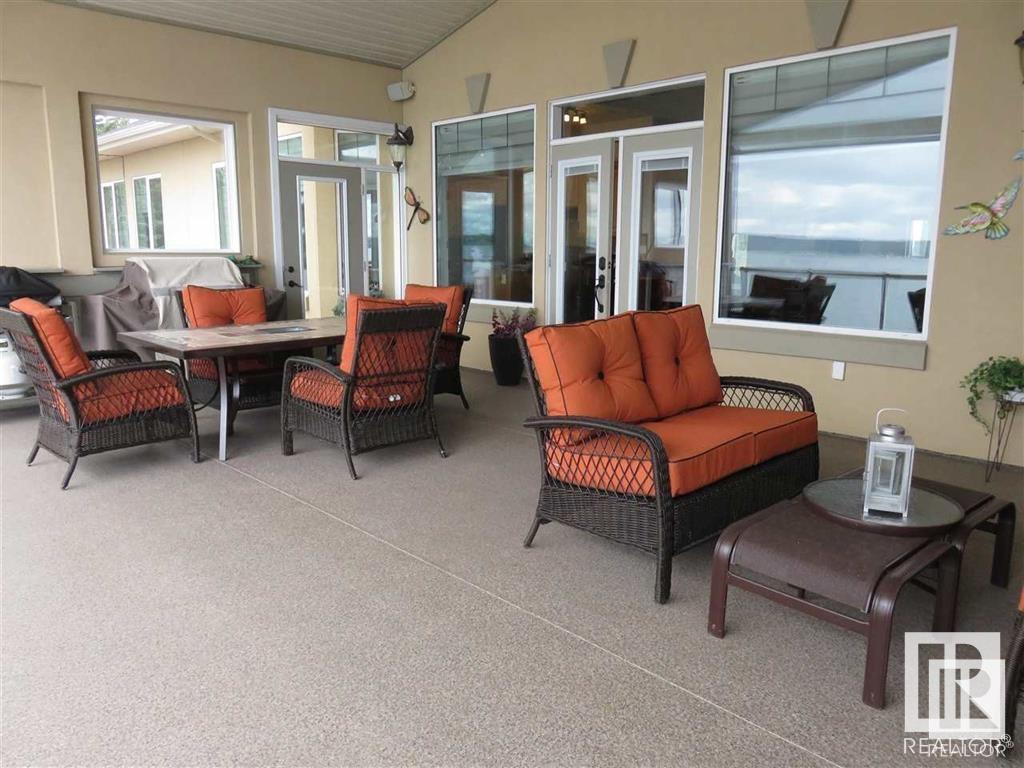38 Marine Drive