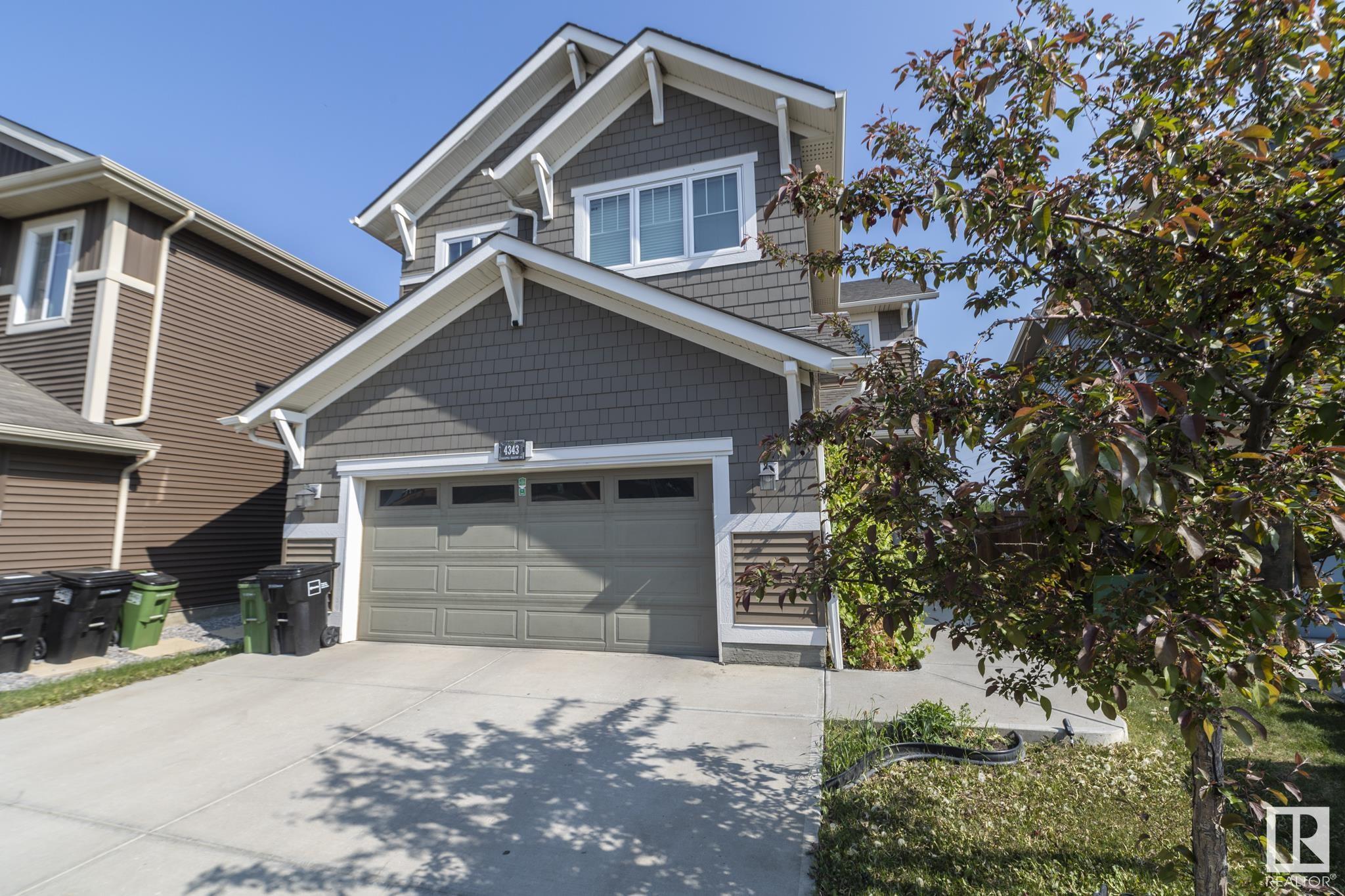 4343 CRABAPPLE Crescent