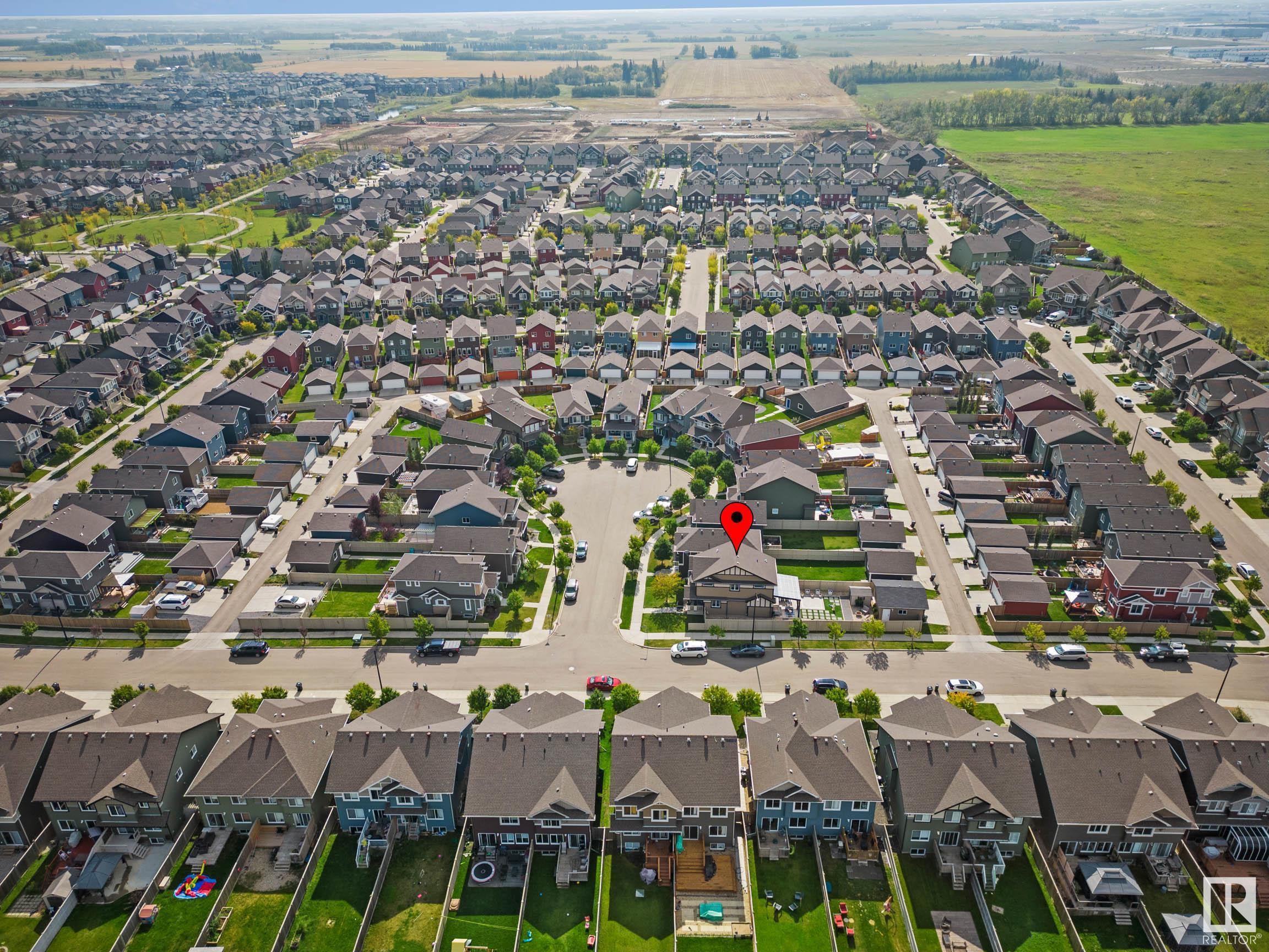 5444 CRABAPPLE Loop