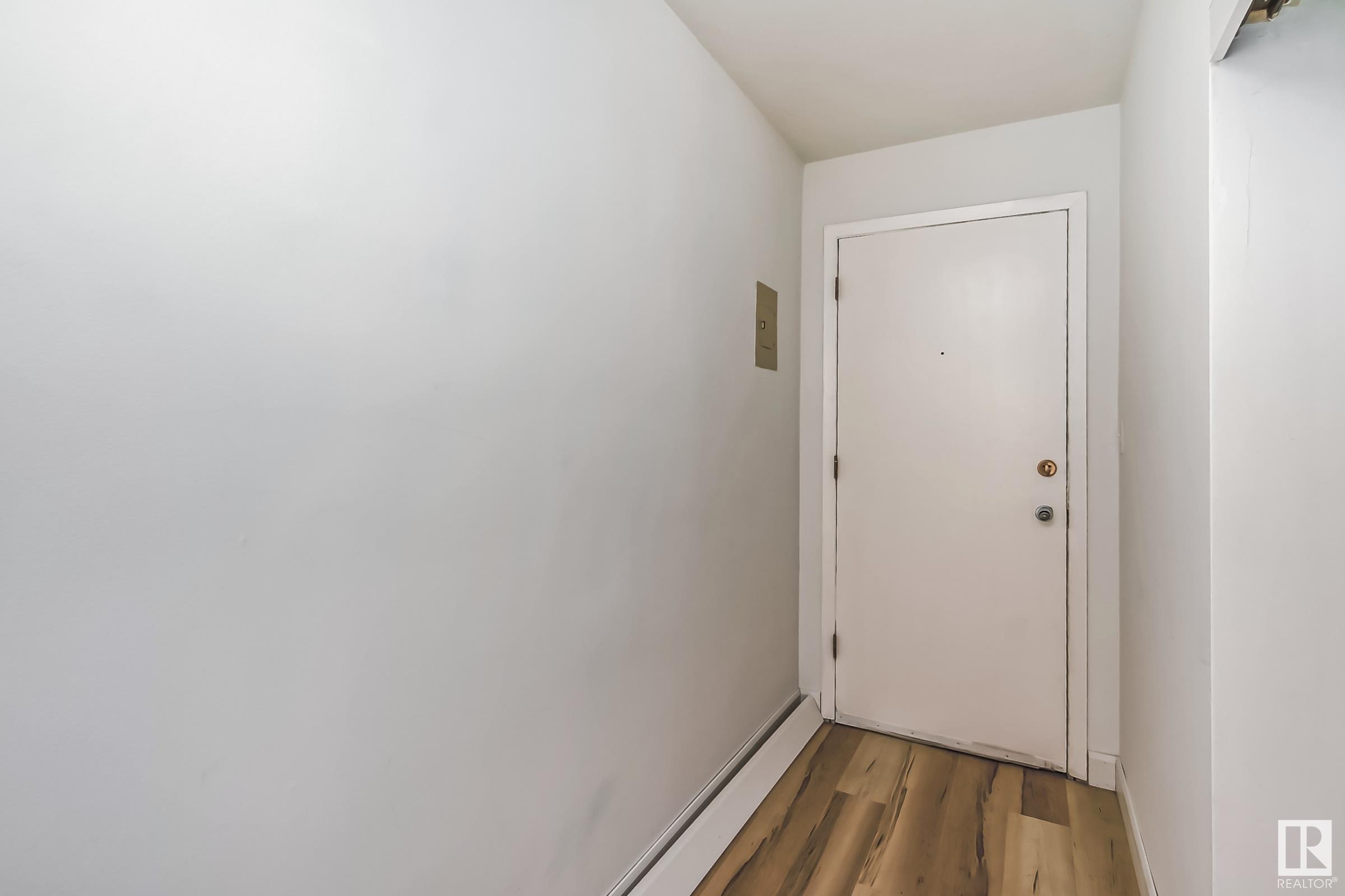 19 12304 103 Avenue