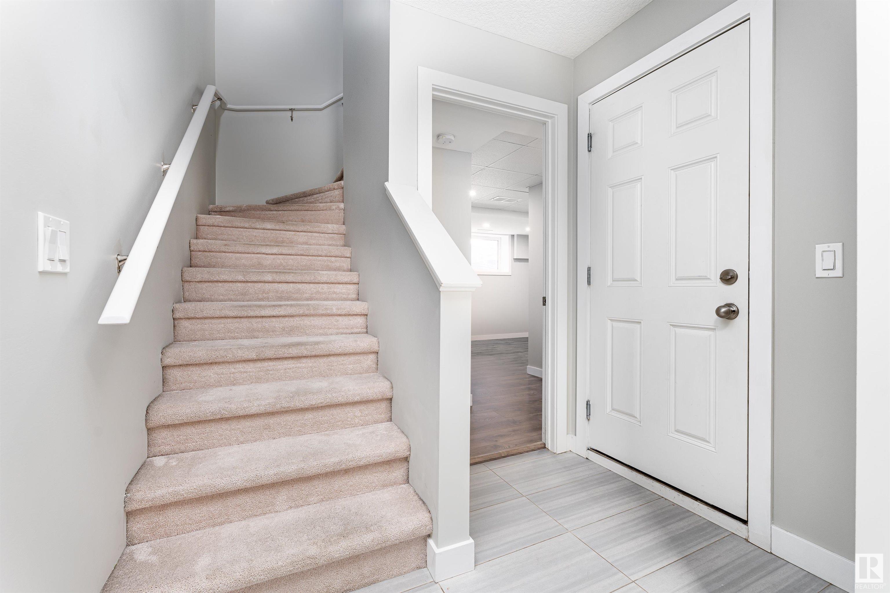 4 600 Bellerose Drive