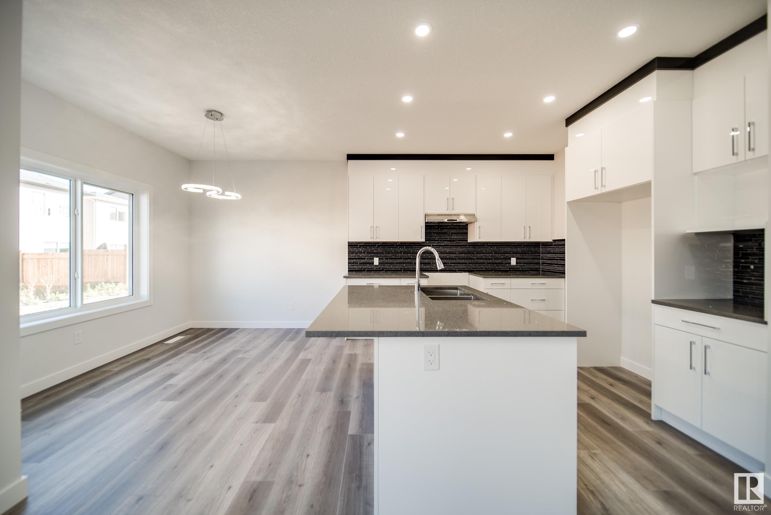 337 roberts Wynd