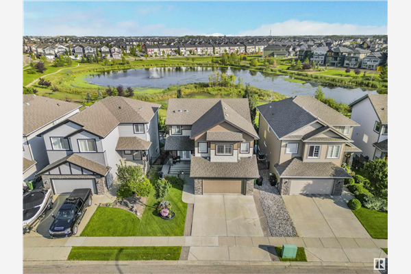 856 SOUTHFORK Green, Leduc