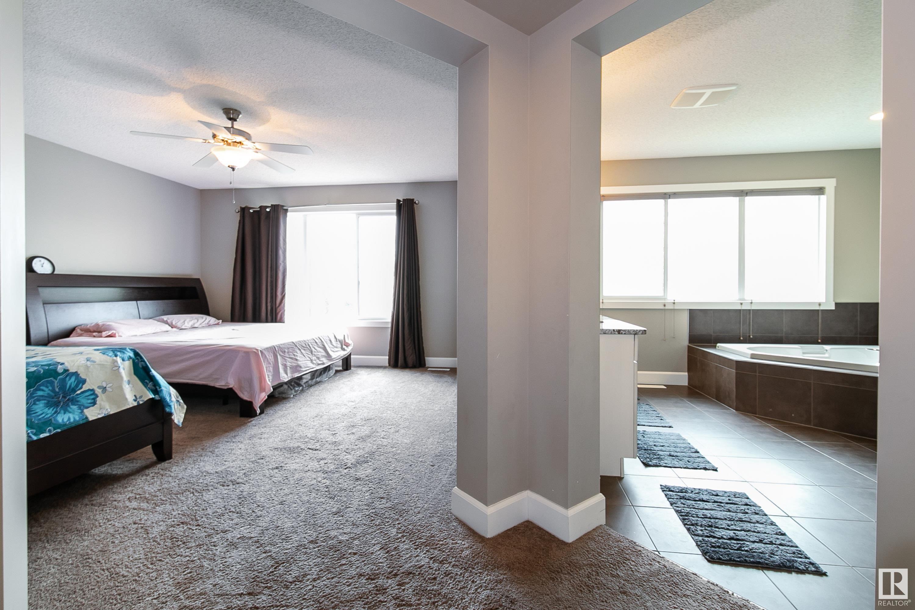 3203 winspear Crescent