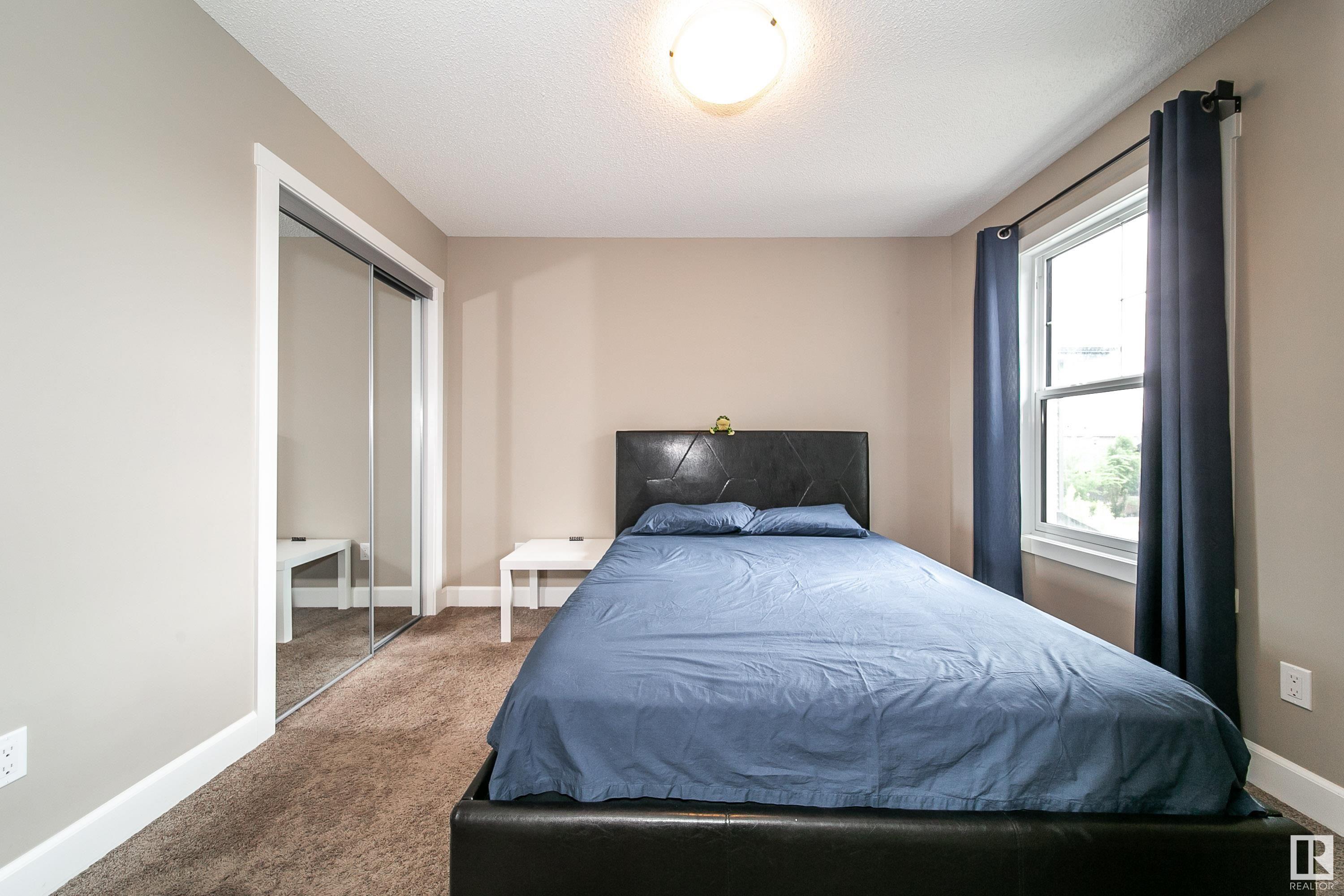 3203 winspear Crescent
