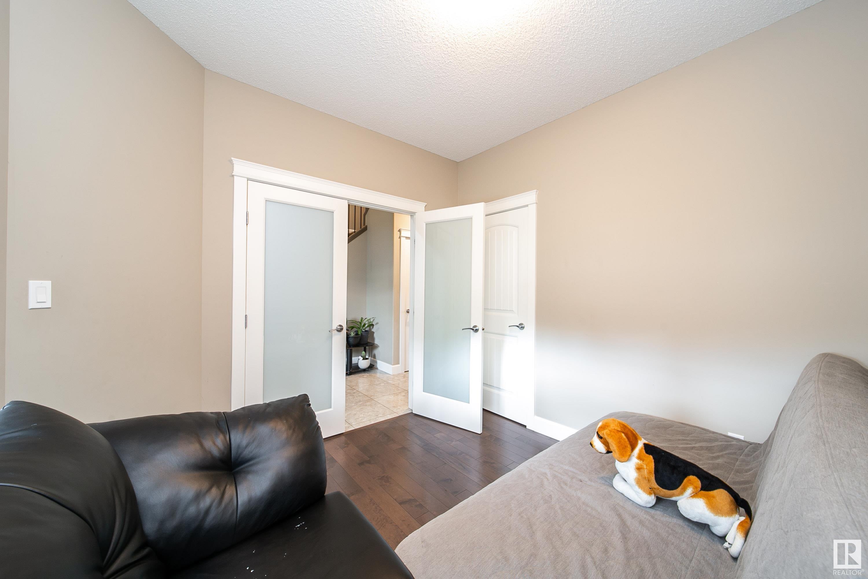 3203 winspear Crescent