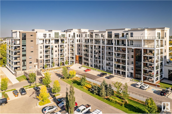 1039 200 BELLEROSE Drive, St. Albert