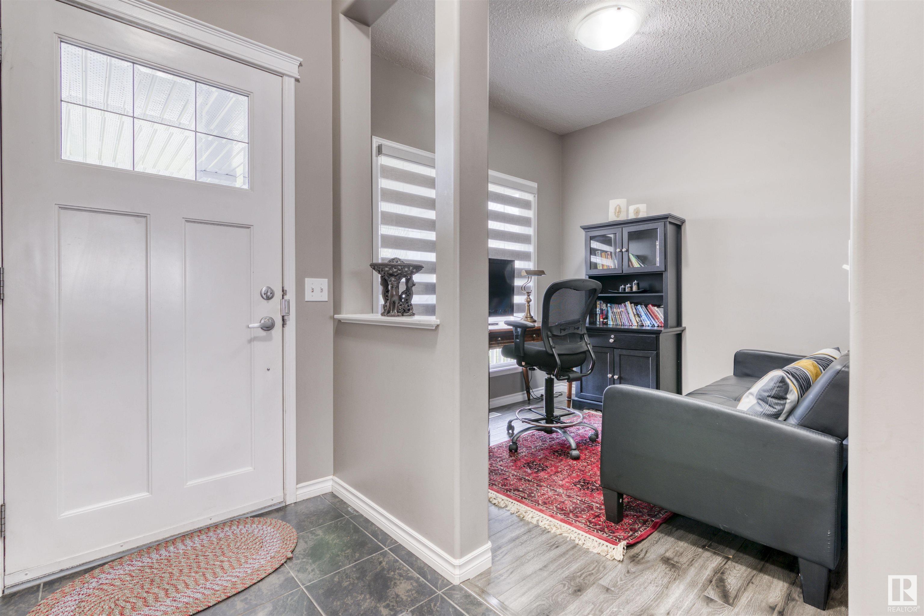 1816 CARRUTHERS Lane