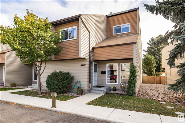4 2020 105 Street, Edmonton
