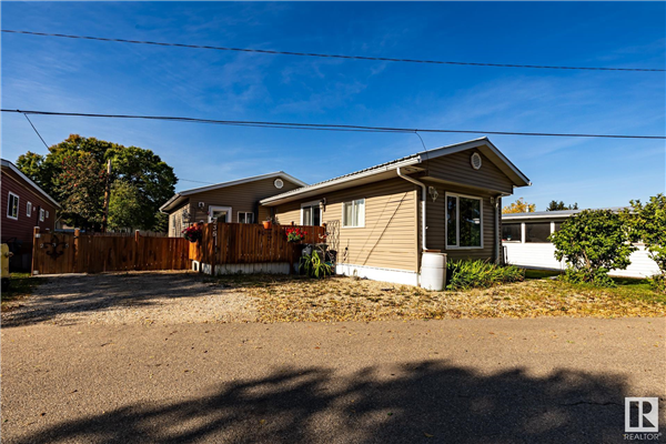 235 305 Calahoo Road, Spruce Grove