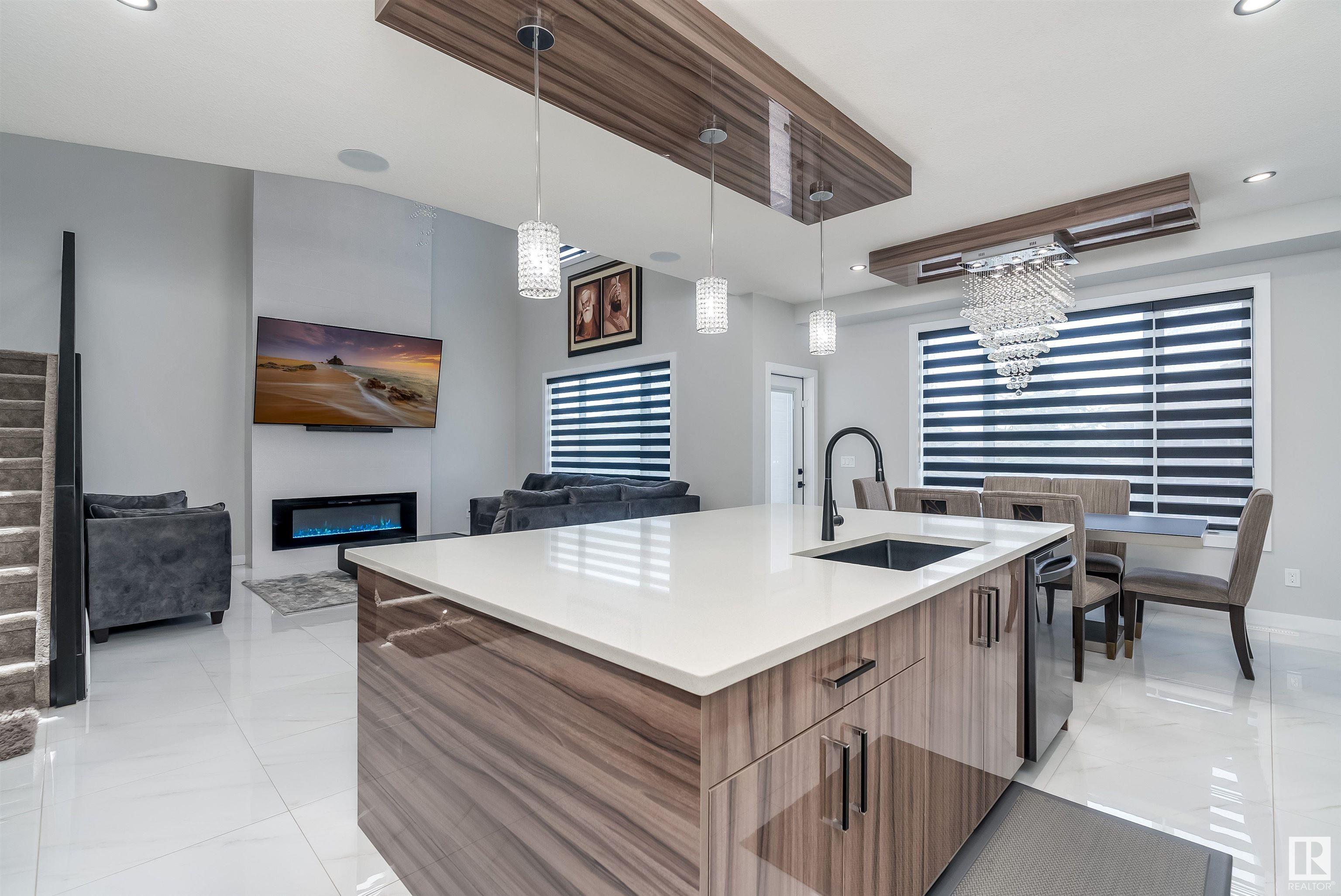3204 SOLEIL Boulevard