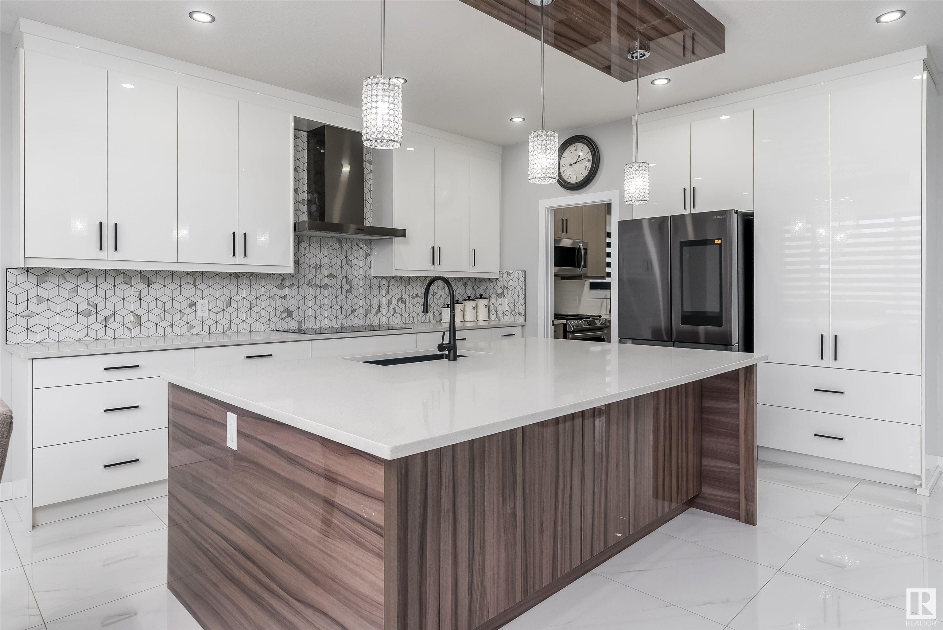 3204 SOLEIL Boulevard