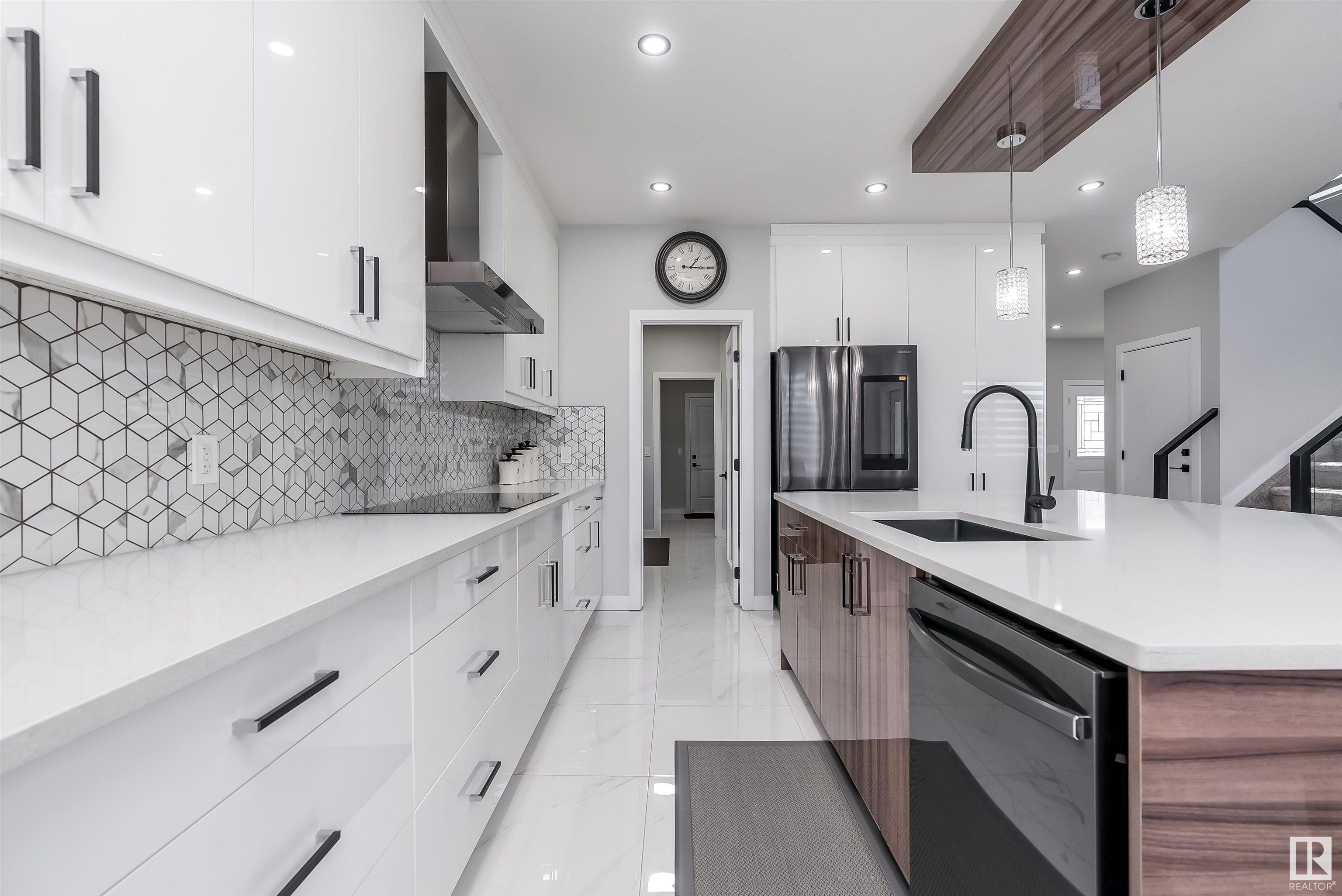 3204 SOLEIL Boulevard