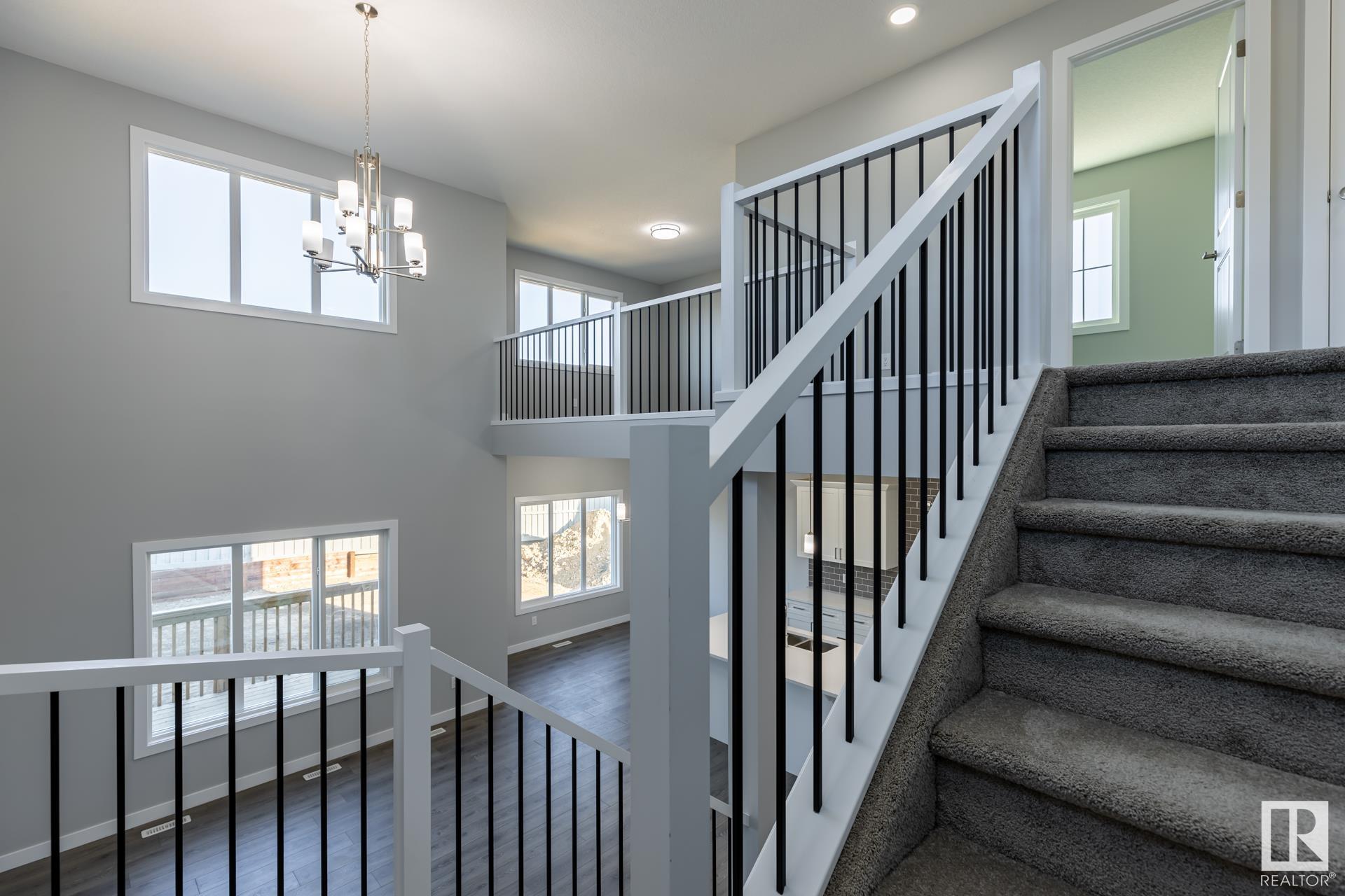 16 MEADOWBROOK Point(e)