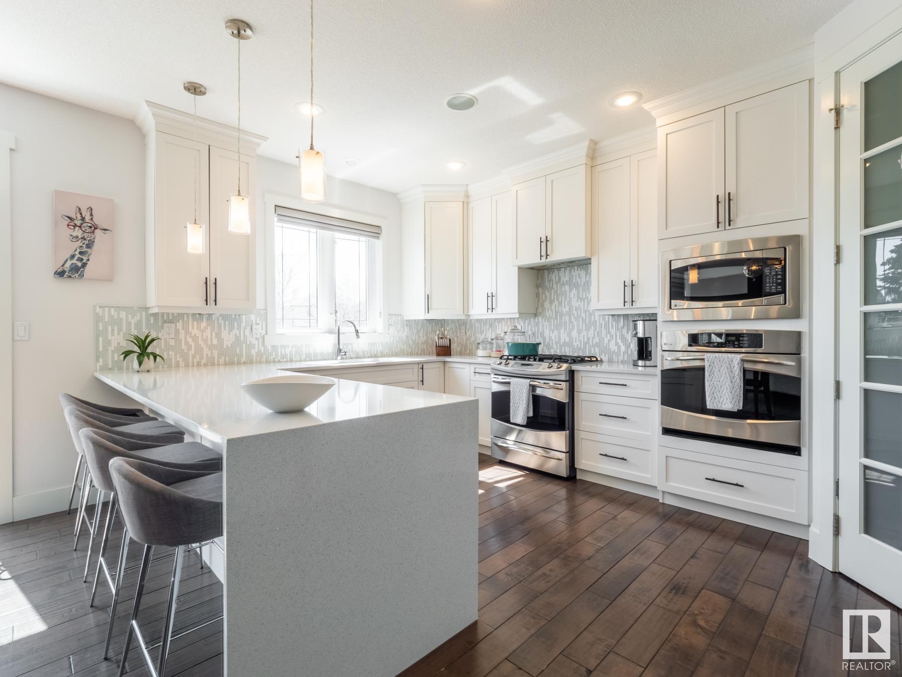 31 Executive Way