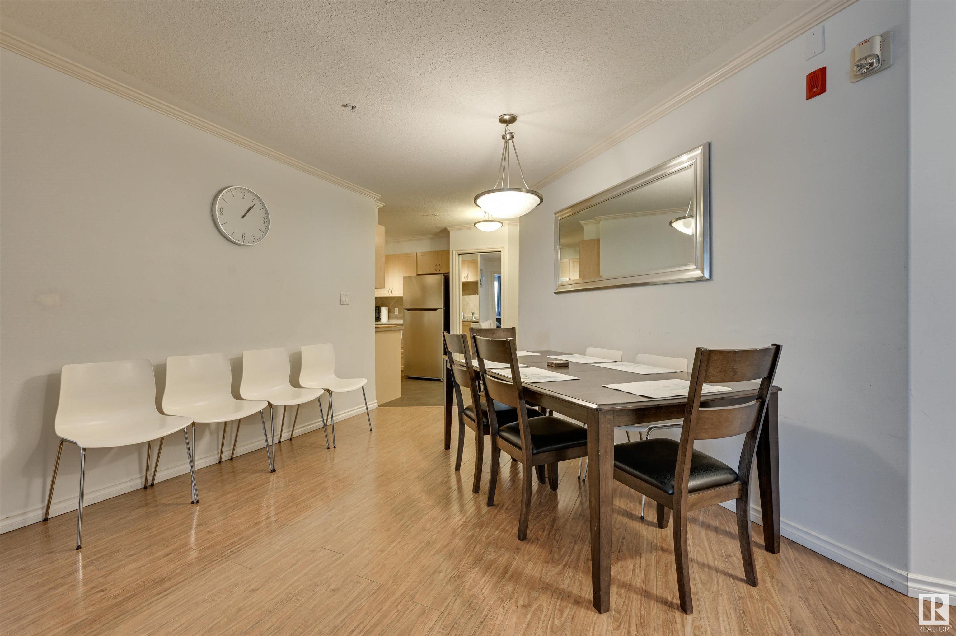 104 9938 104 Street