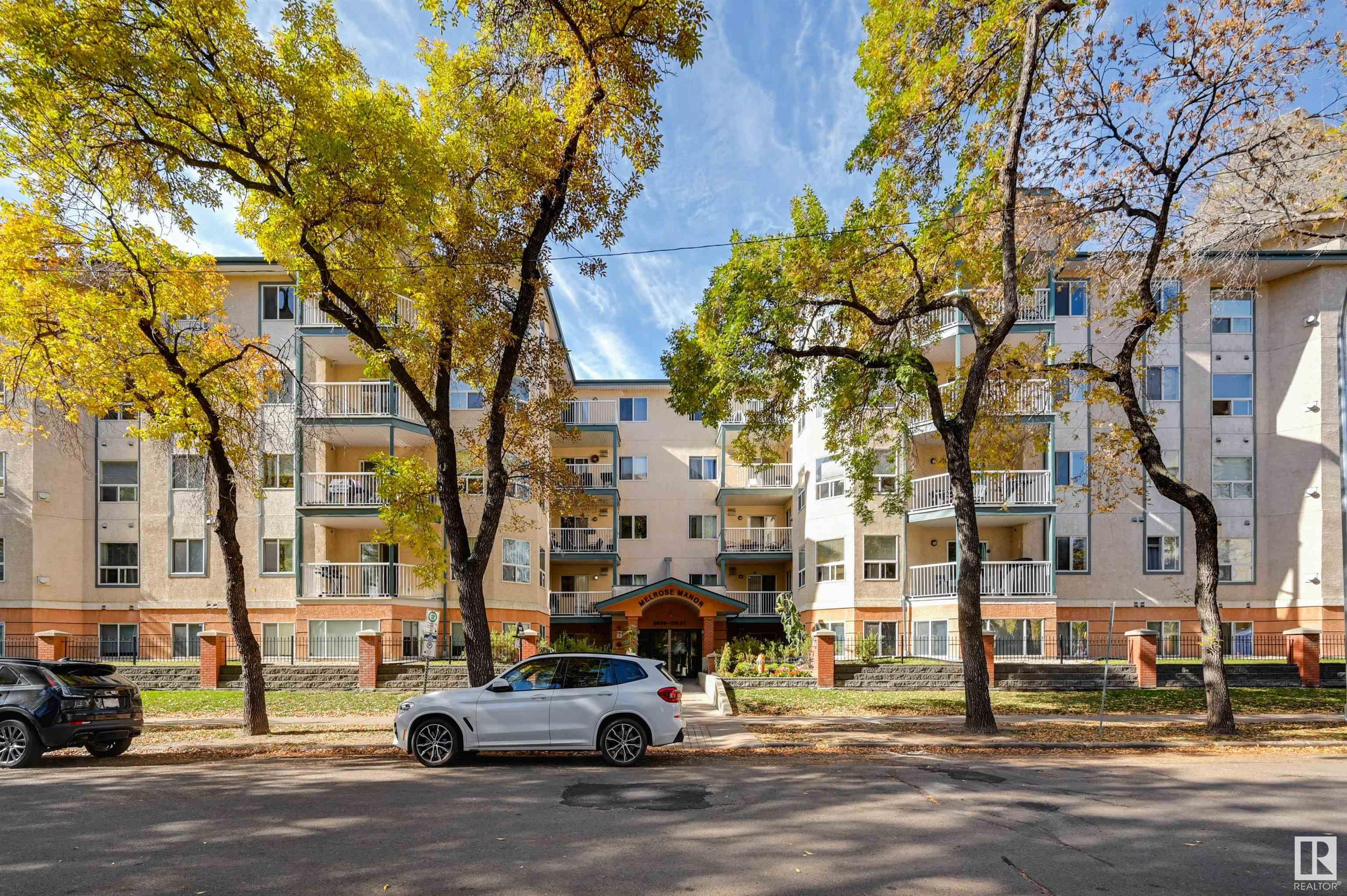 104 9938 104 Street