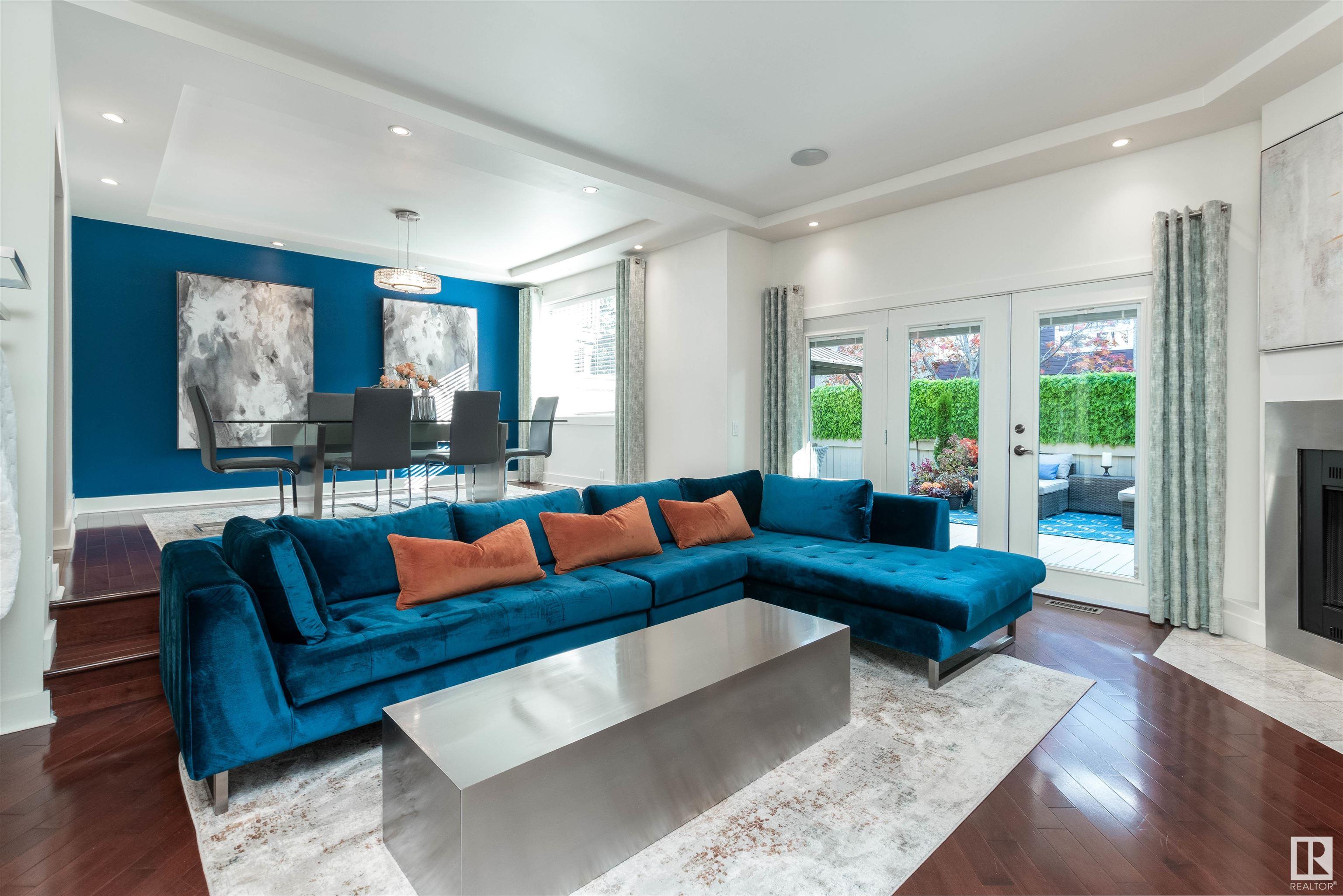 611 WOODBRIDGE Way