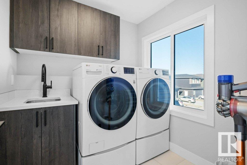 21 ENCORE Crescent