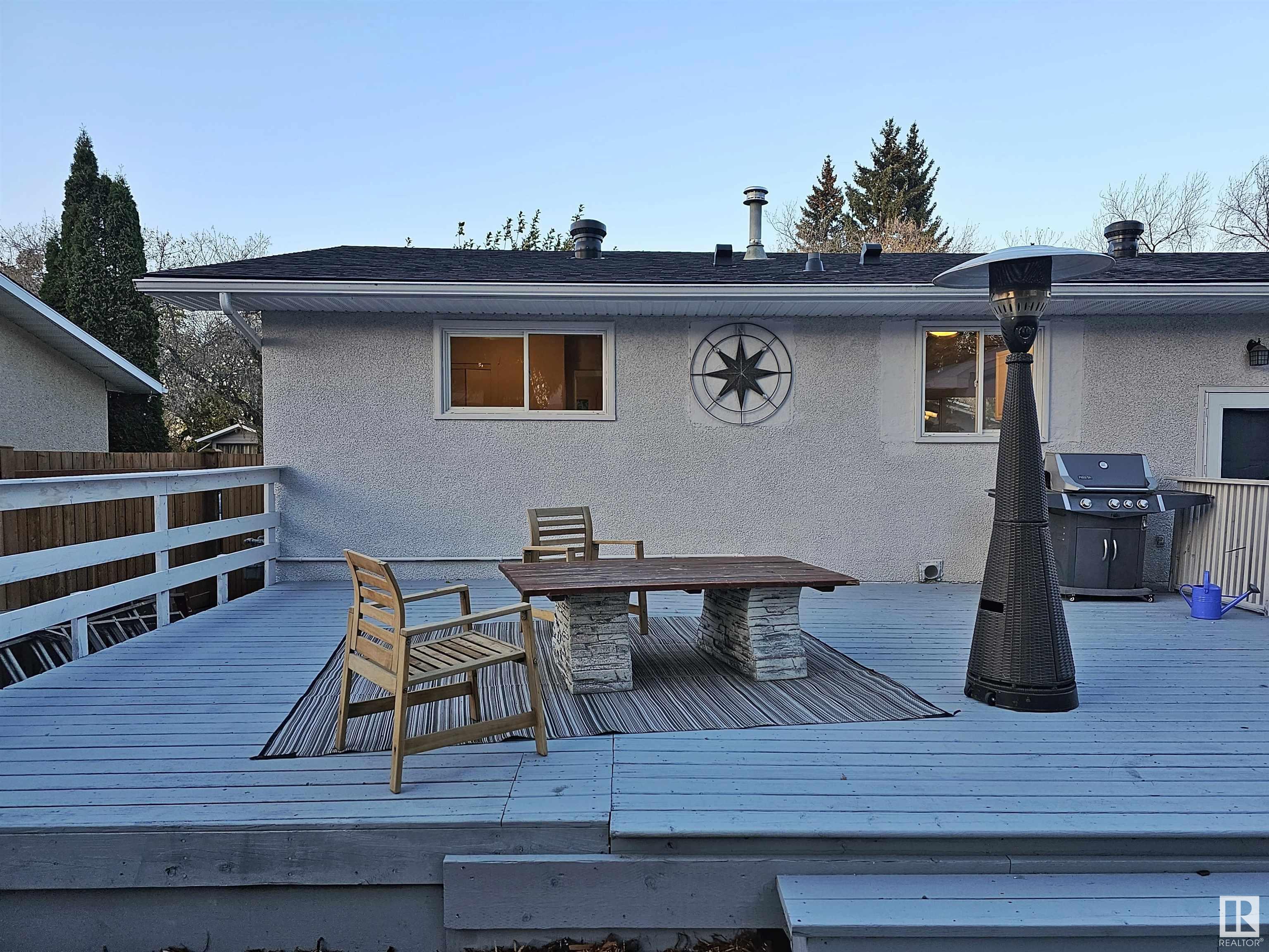 65 GLENHAVEN Crescent