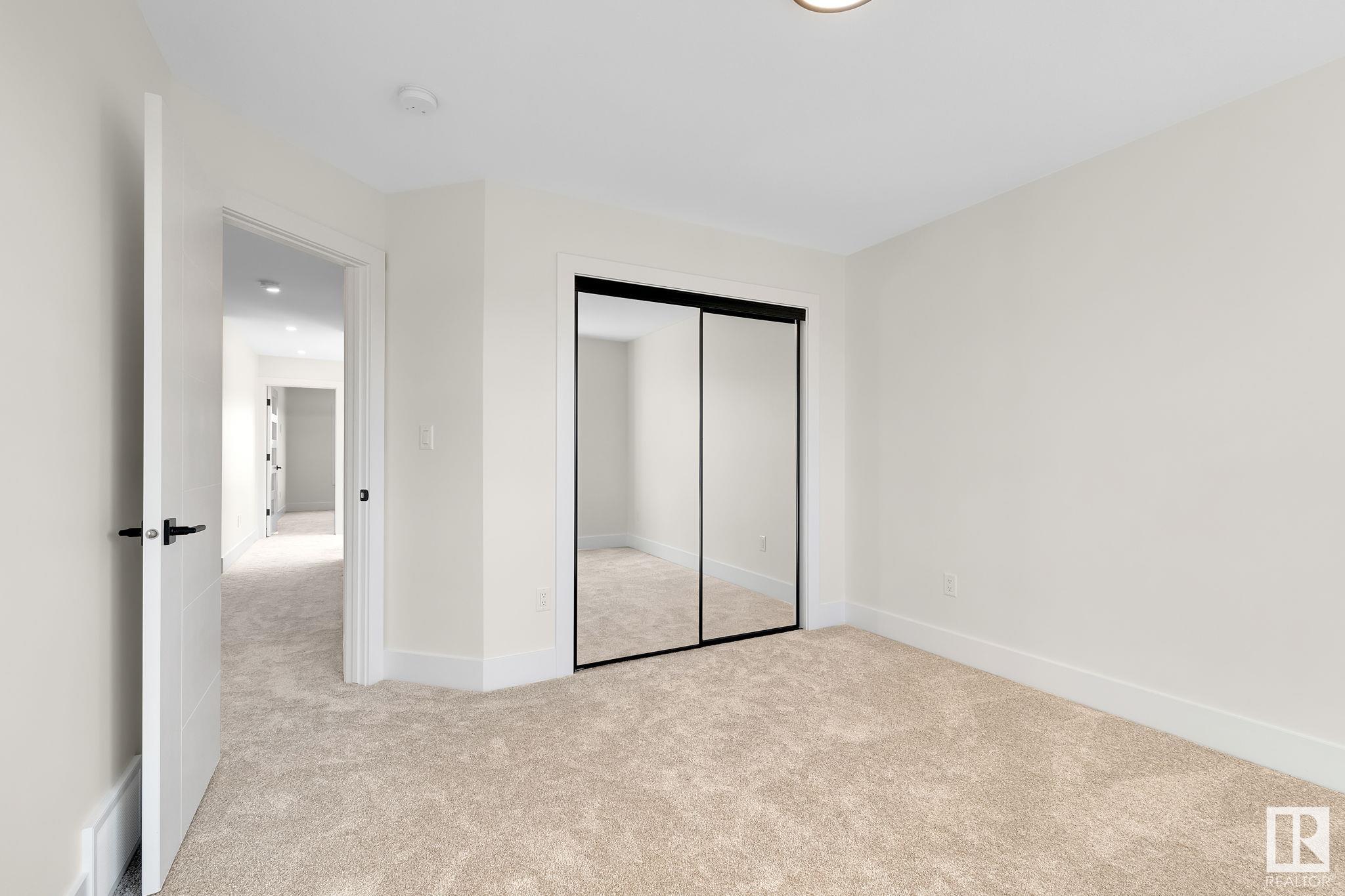 85 Riverside Drive NW