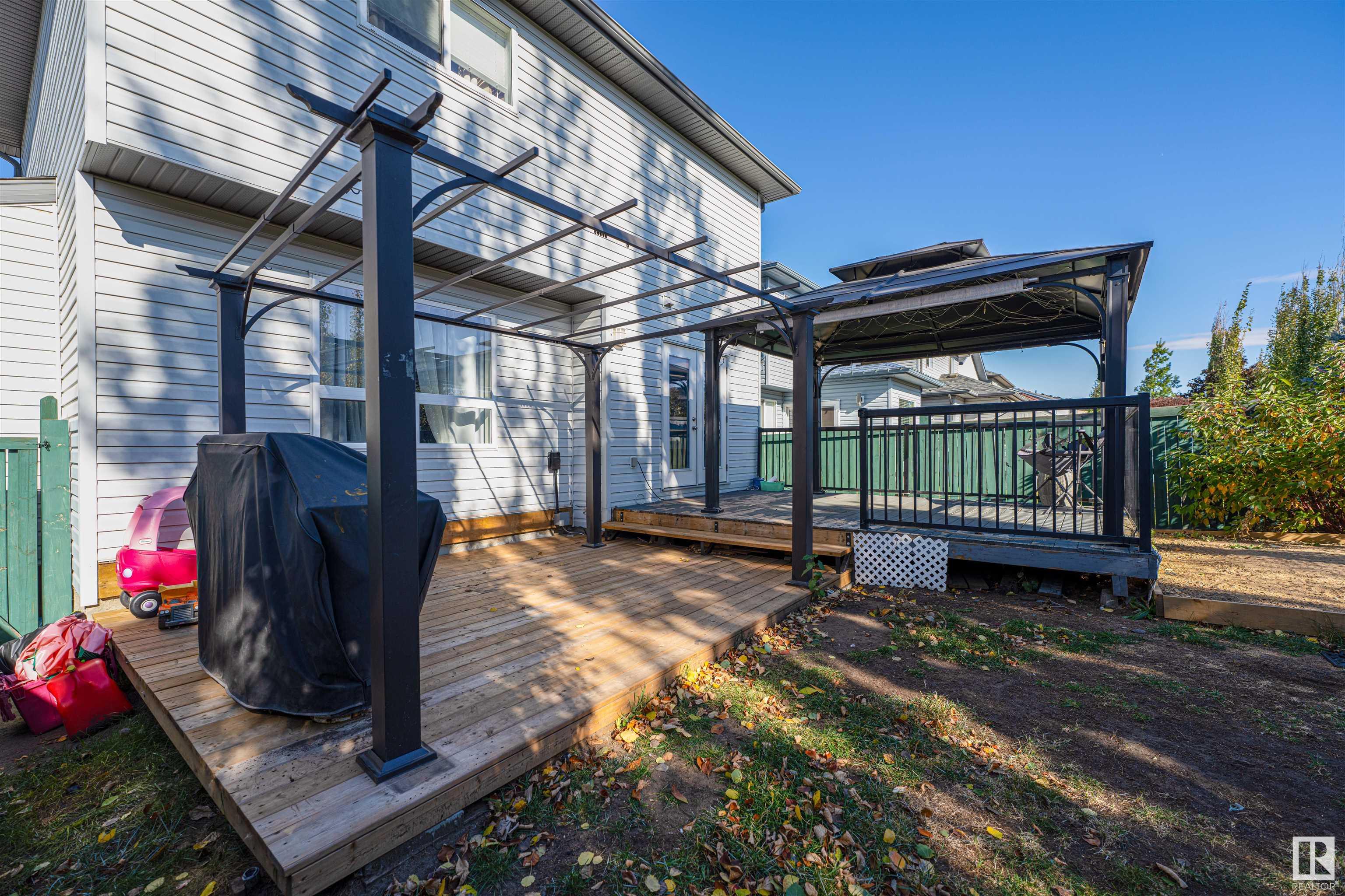 204 WESTWOOD Point(e)