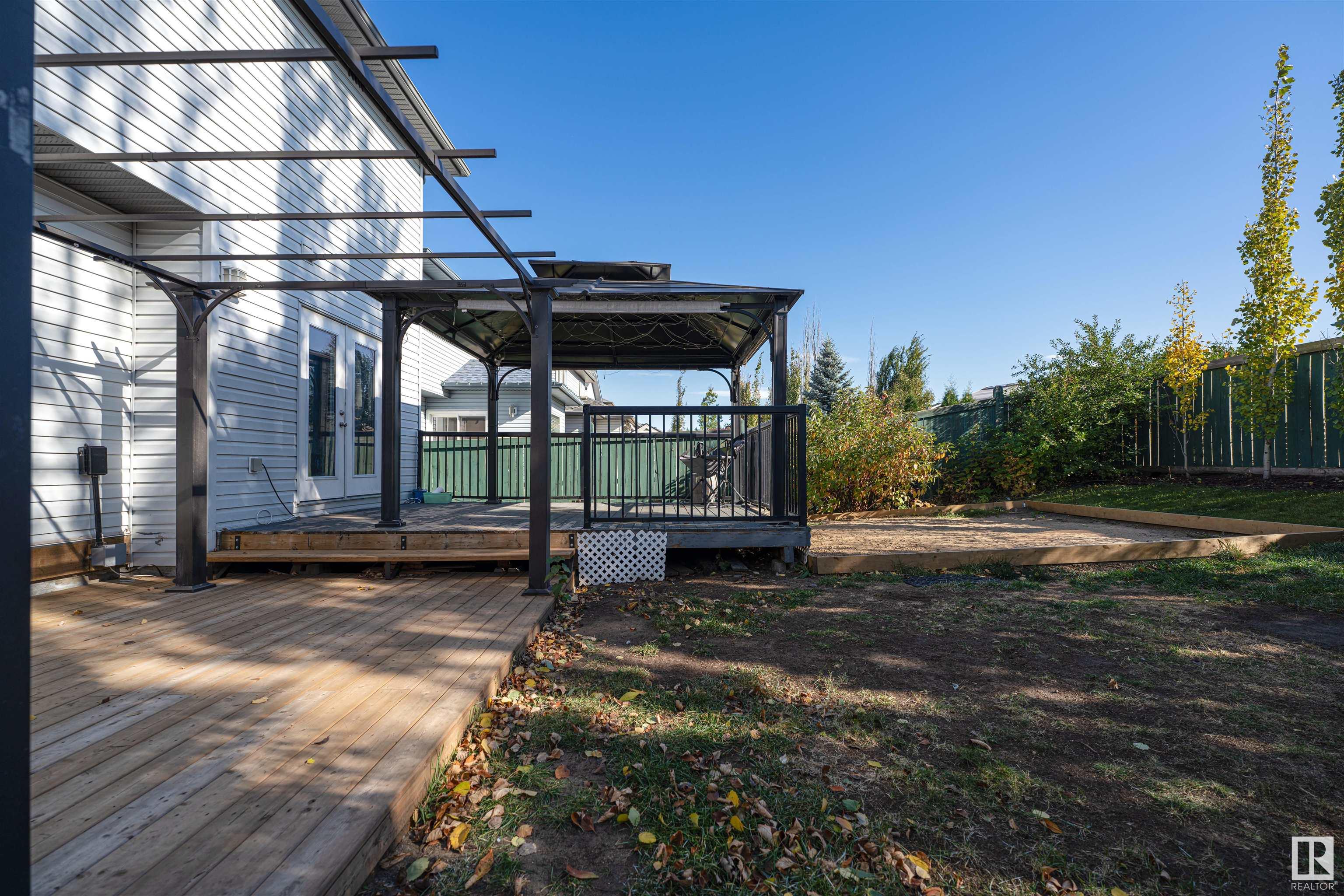 204 WESTWOOD Point(e)
