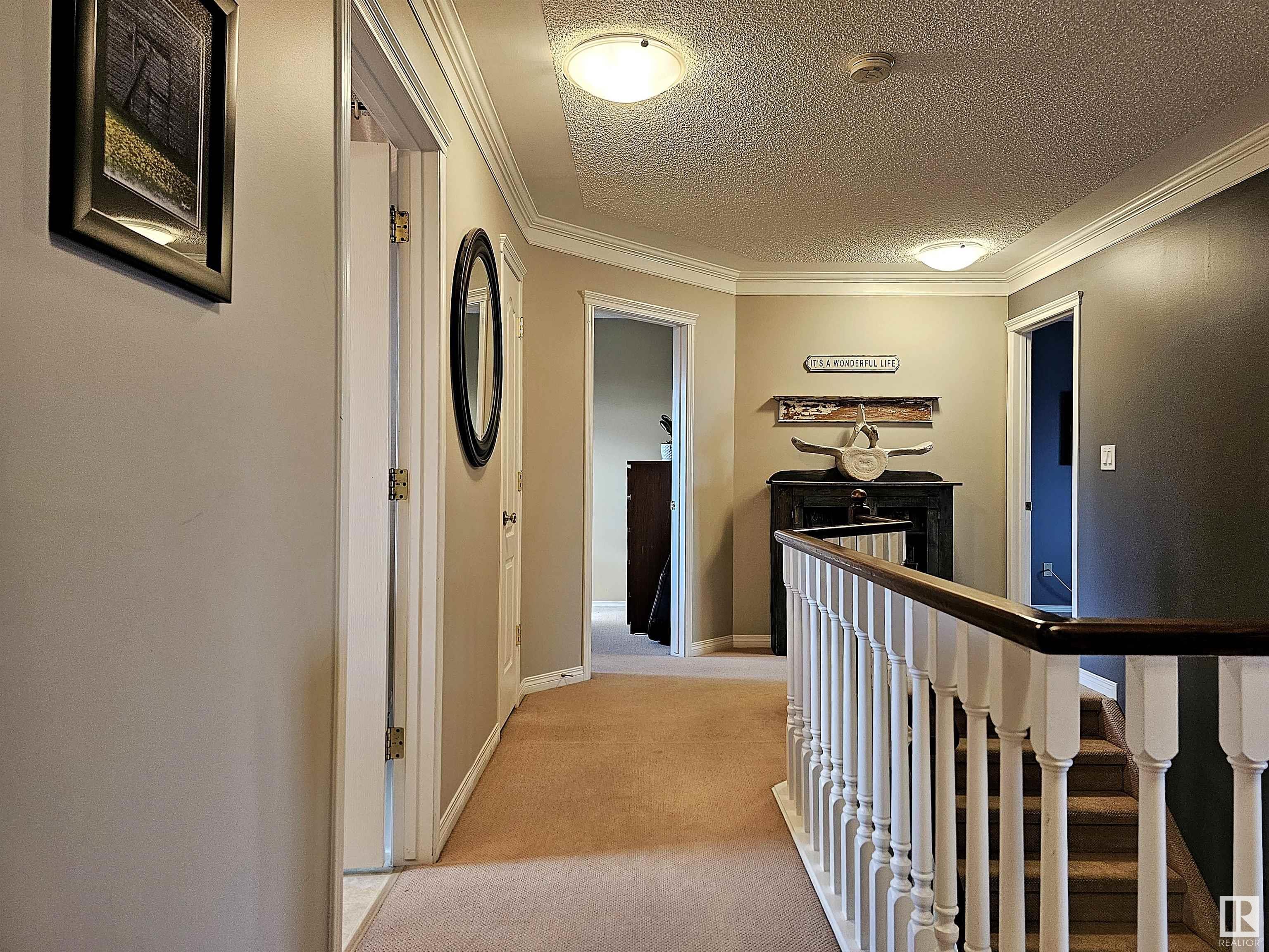 15 HILLCREST Place