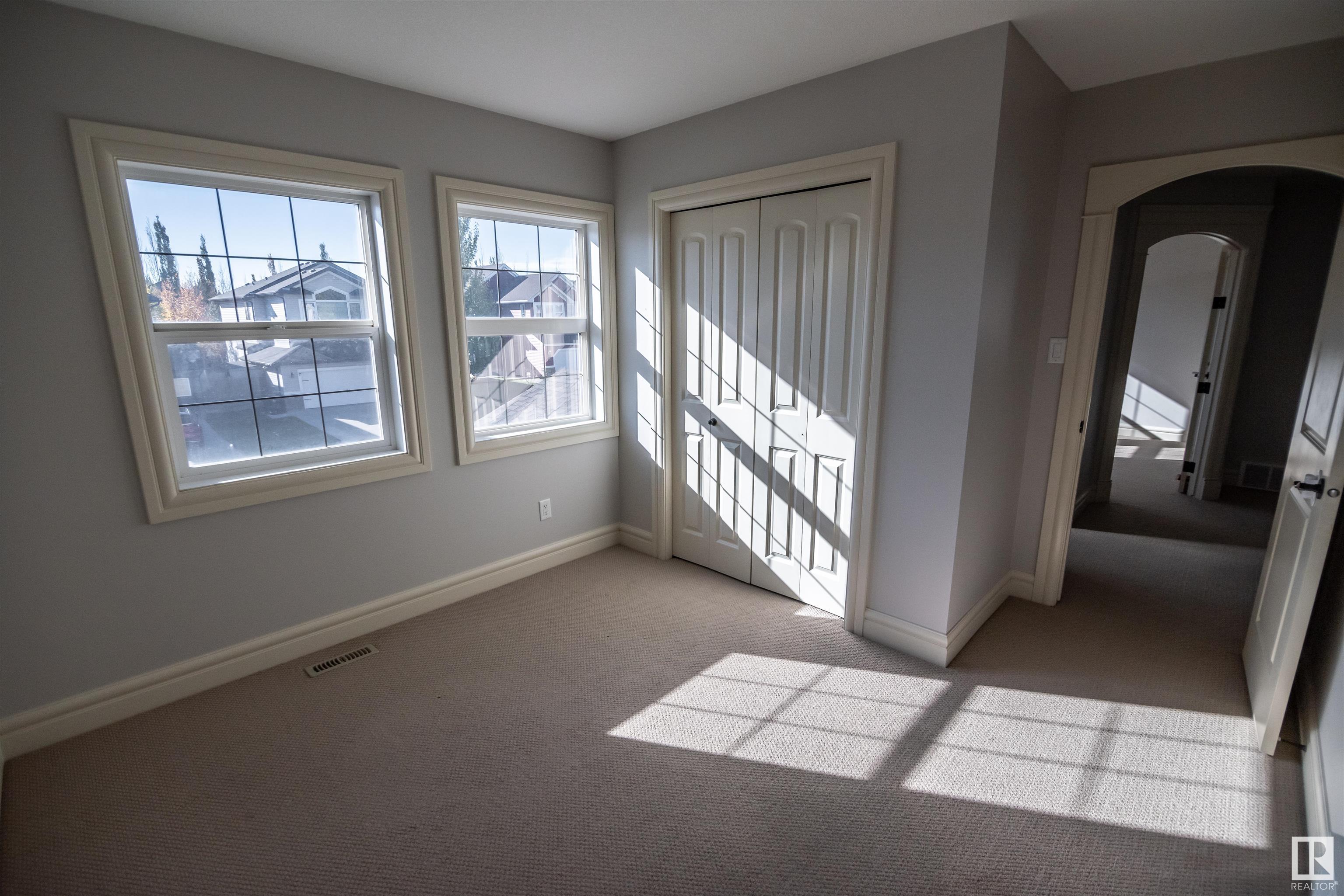 24 HICKORY Trail