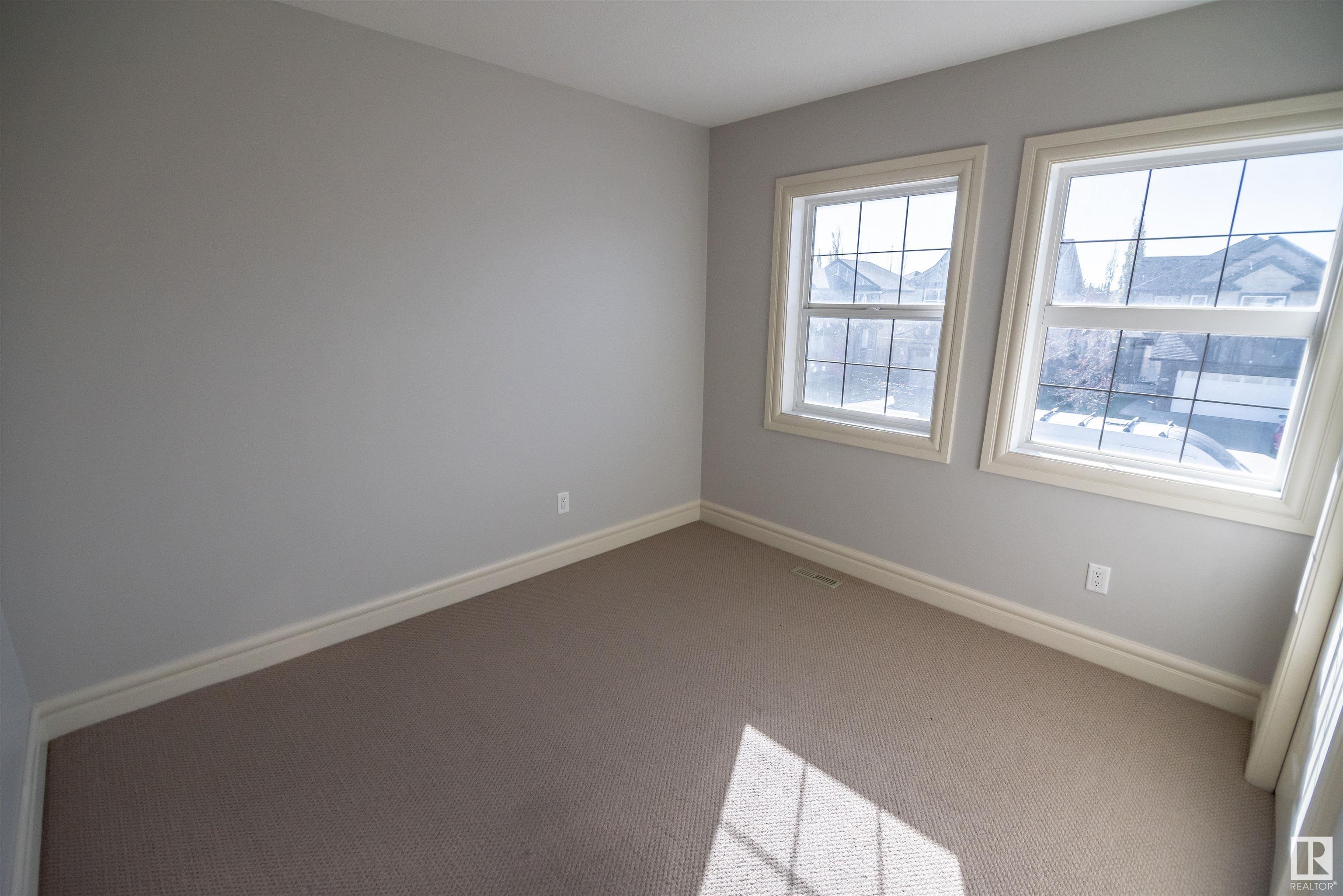 24 HICKORY Trail