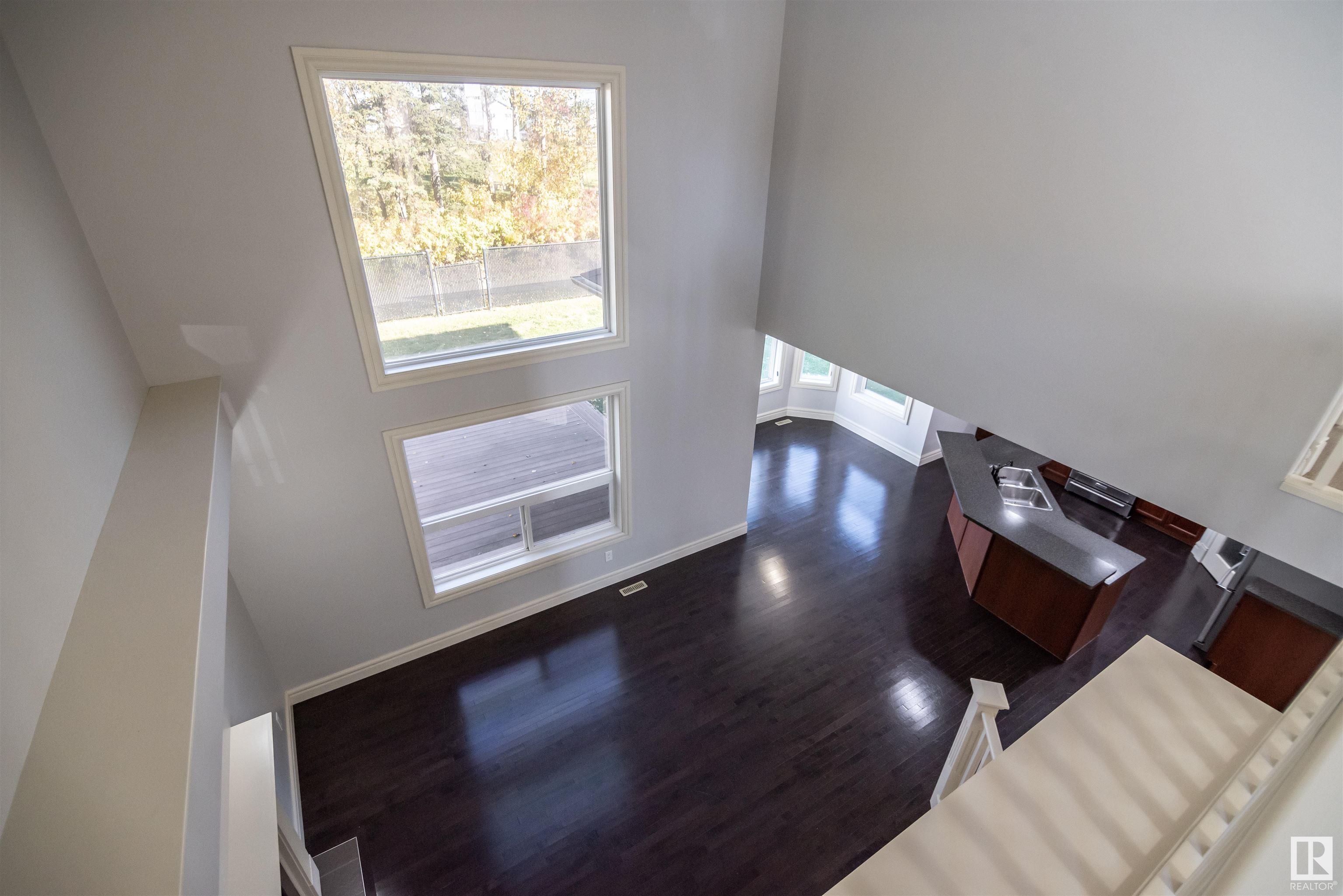 24 HICKORY Trail