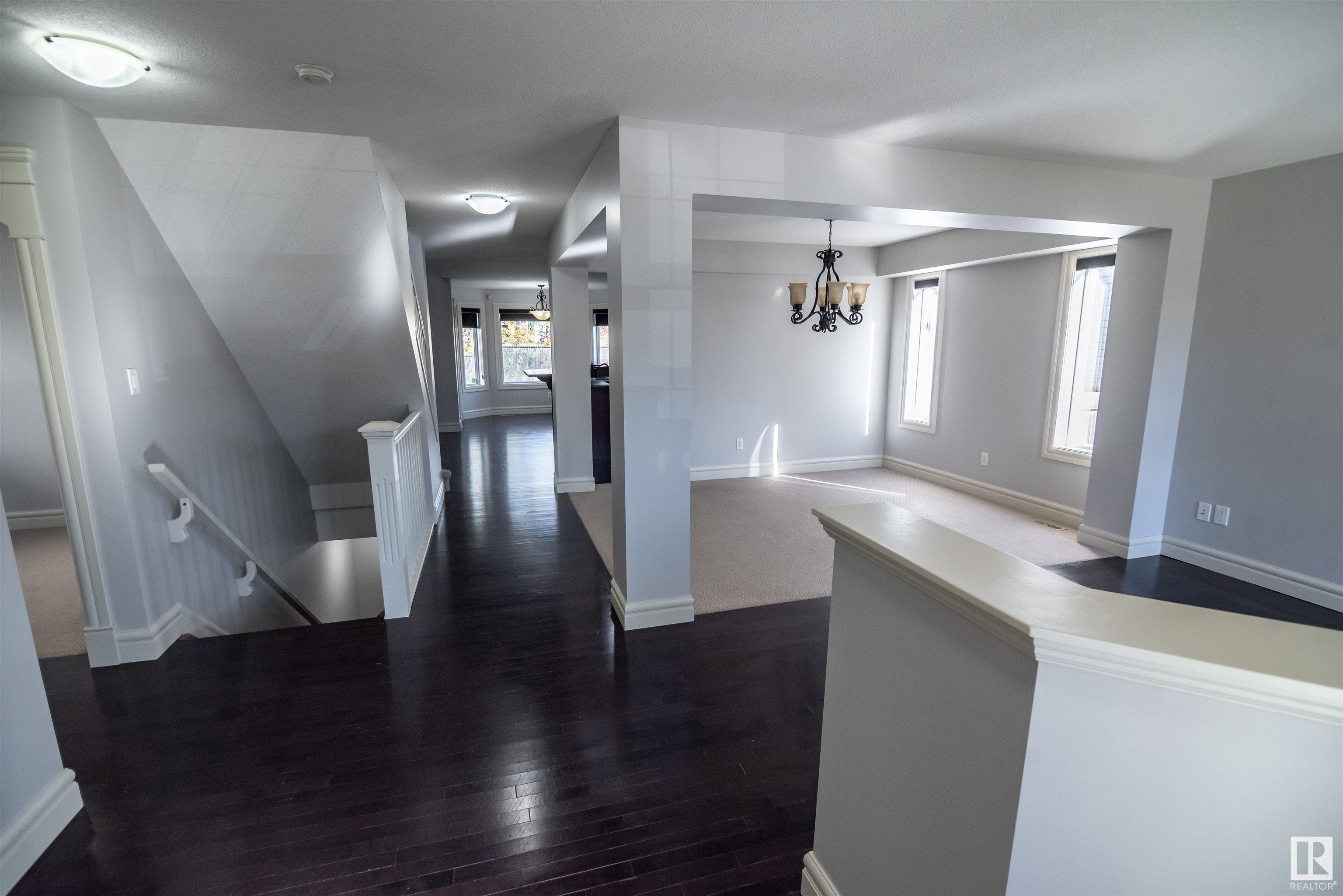 24 HICKORY Trail