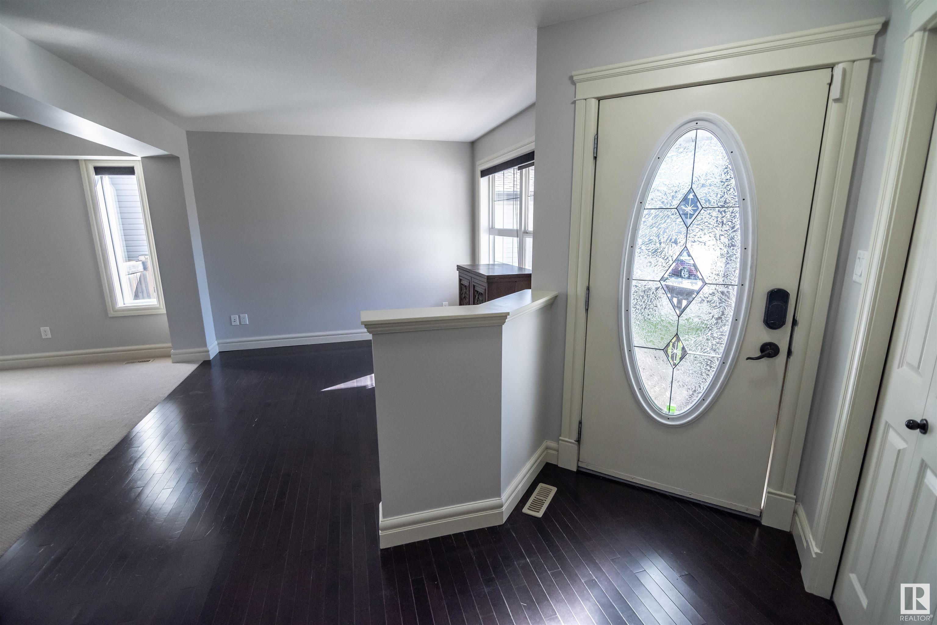 24 HICKORY Trail